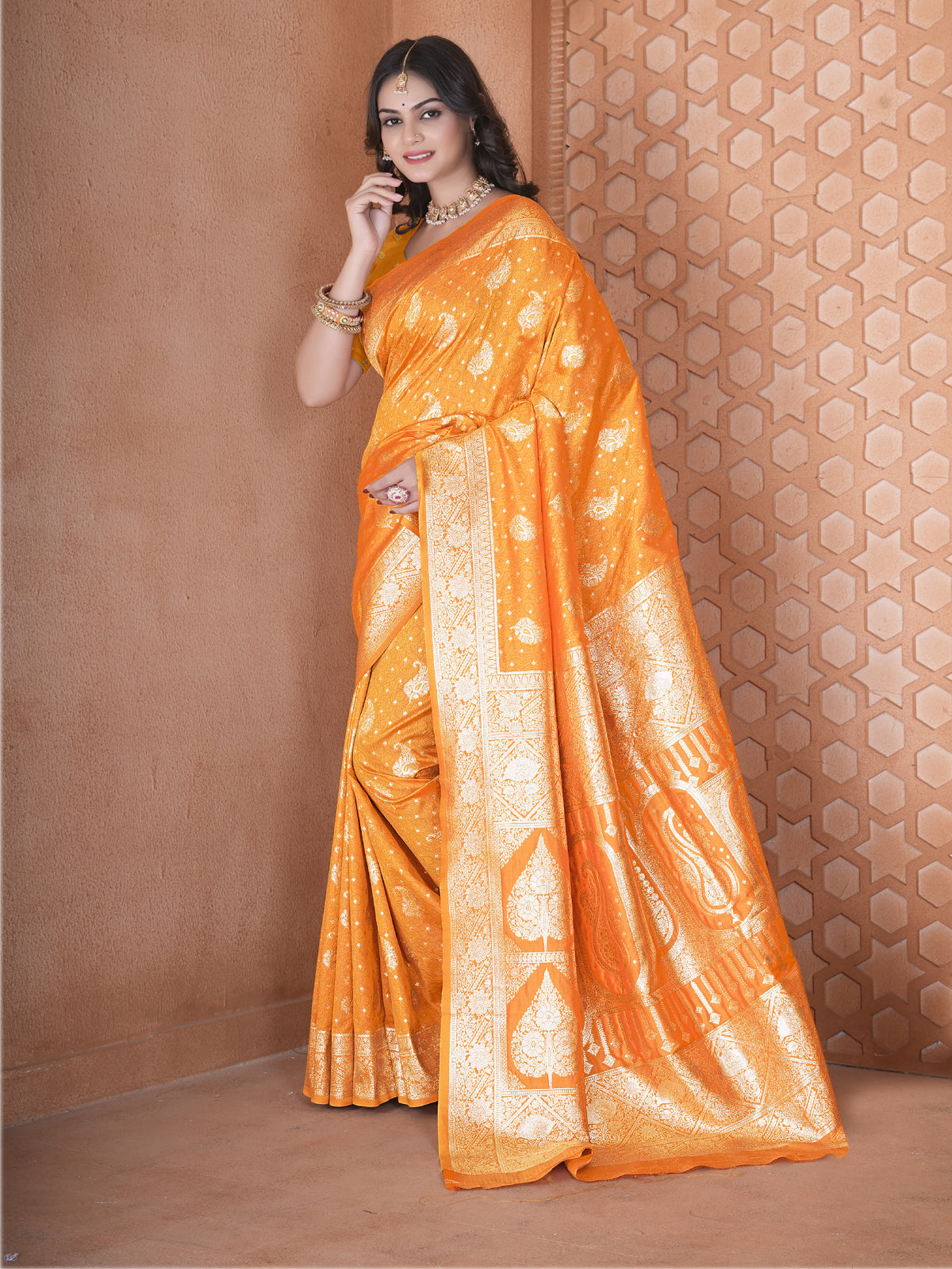 Mustard Silk Saree for Women – Elegant Traditional Ethnic Wear