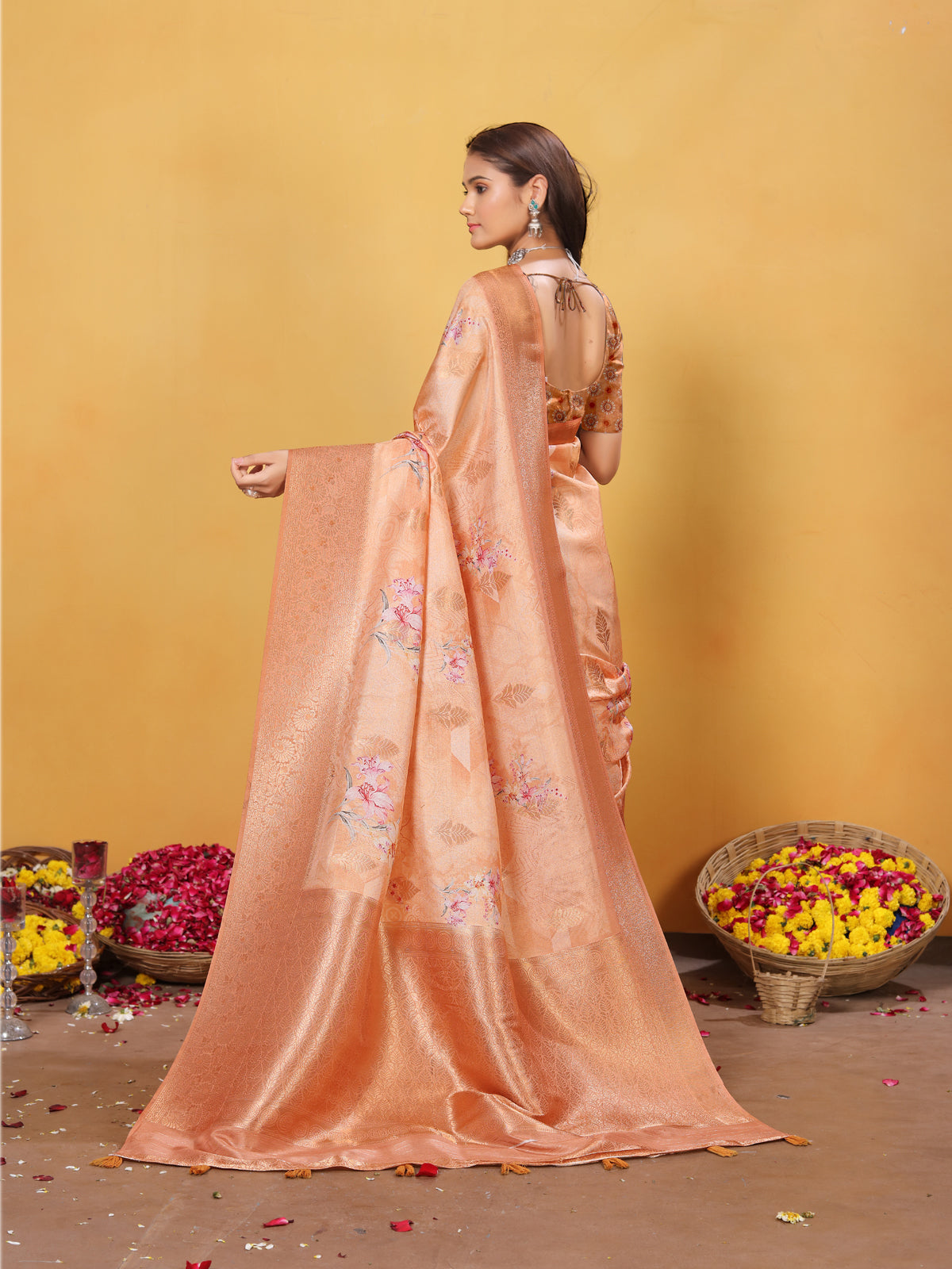 Silk Saree for Women – Elegant Peach Traditional Ethnic Wear