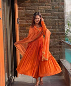Women's Orange Muslin Plain Kurta Set with Chinnon Lace Border Dupatta