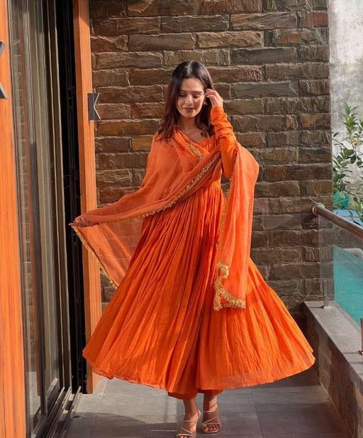 Women's Orange Muslin Plain Kurta Set with Chinnon Lace Border Dupatta