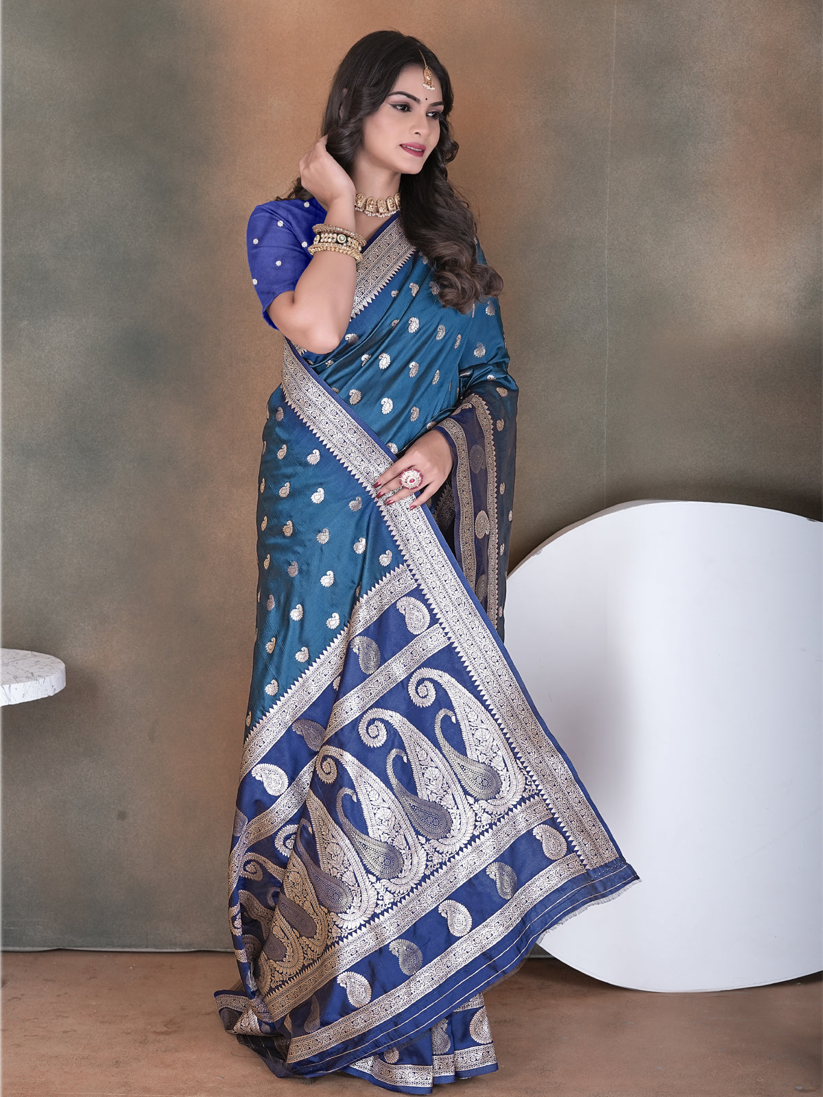 Blue Silk Saree for Women – Traditional & Elegant Ethnic Wear