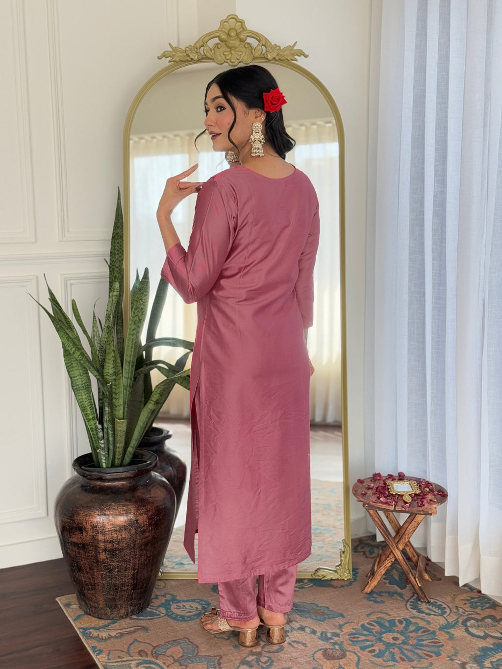 Gajri Embroidered Rayon Kurti Set with Taby Dupatta – Sizes S to 2XL