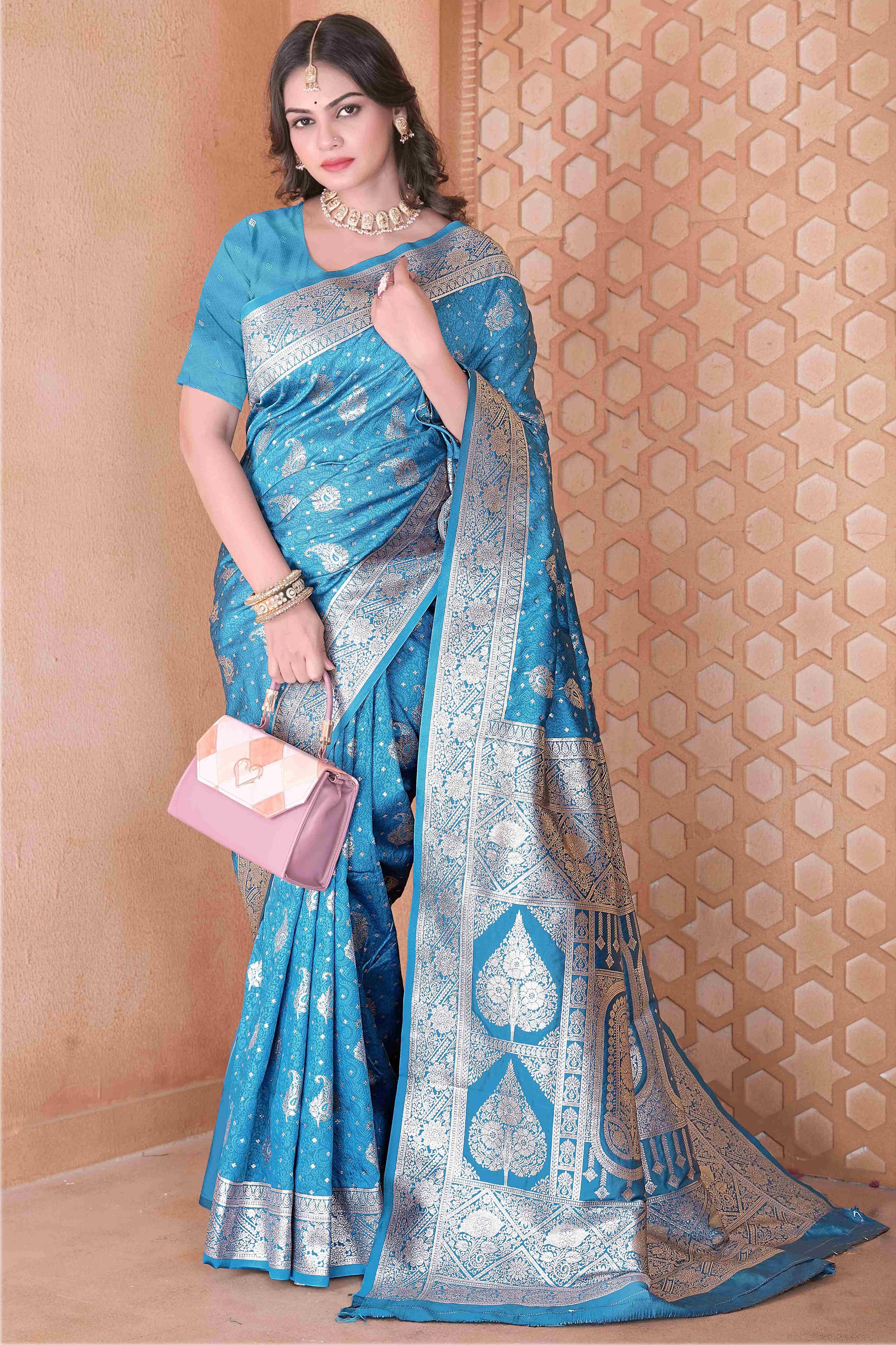 Sky Blue Silk Saree for Women – Elegant Traditional Ethnic Wear