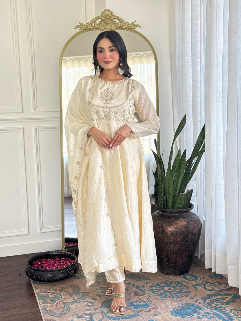 Women’s Cream Festive Vichitra Silk Kurta Set with Embroidered Cut-Work Dupatta