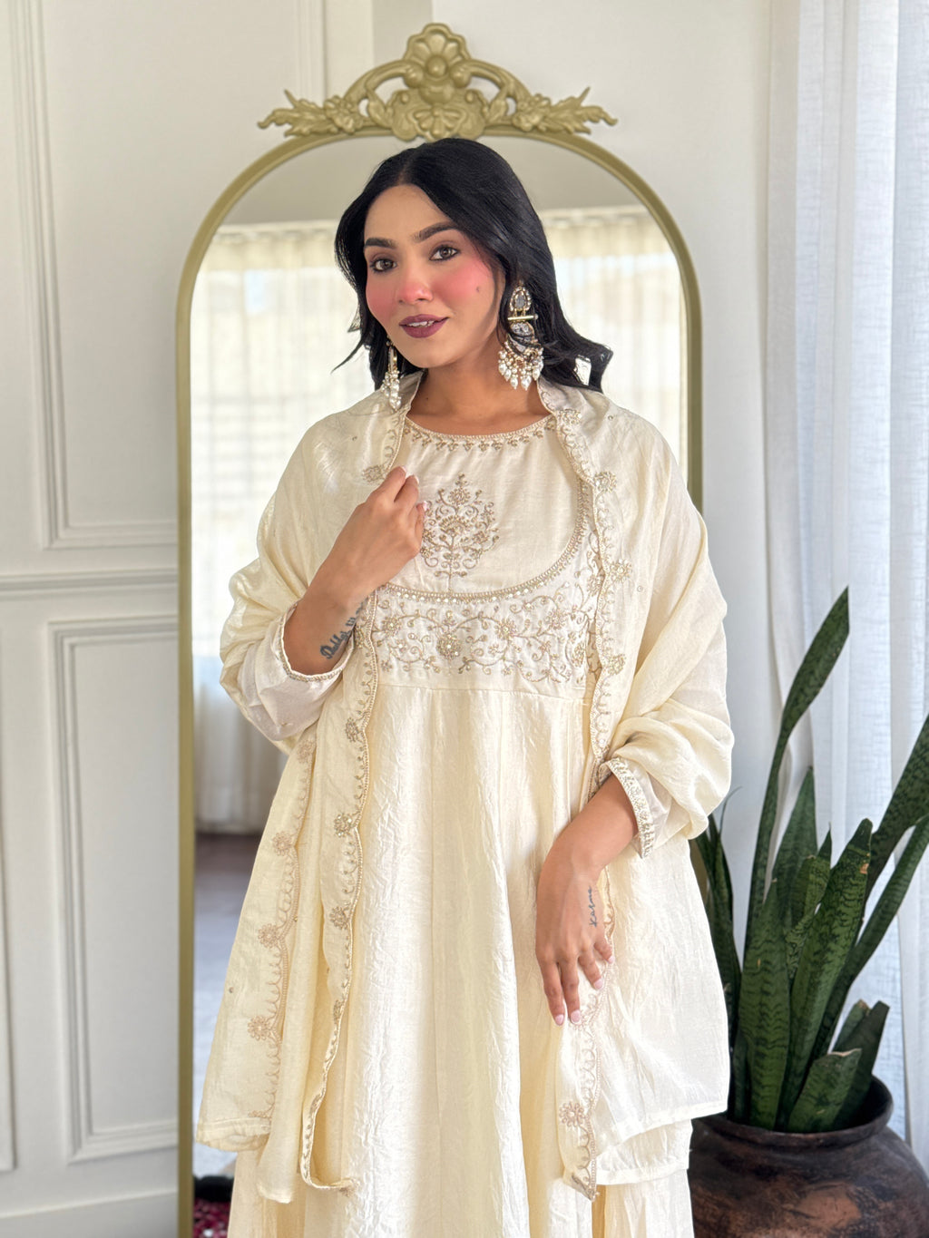 Women’s Cream Festive Vichitra Silk Kurta Set with Embroidered Cut-Work Dupatta