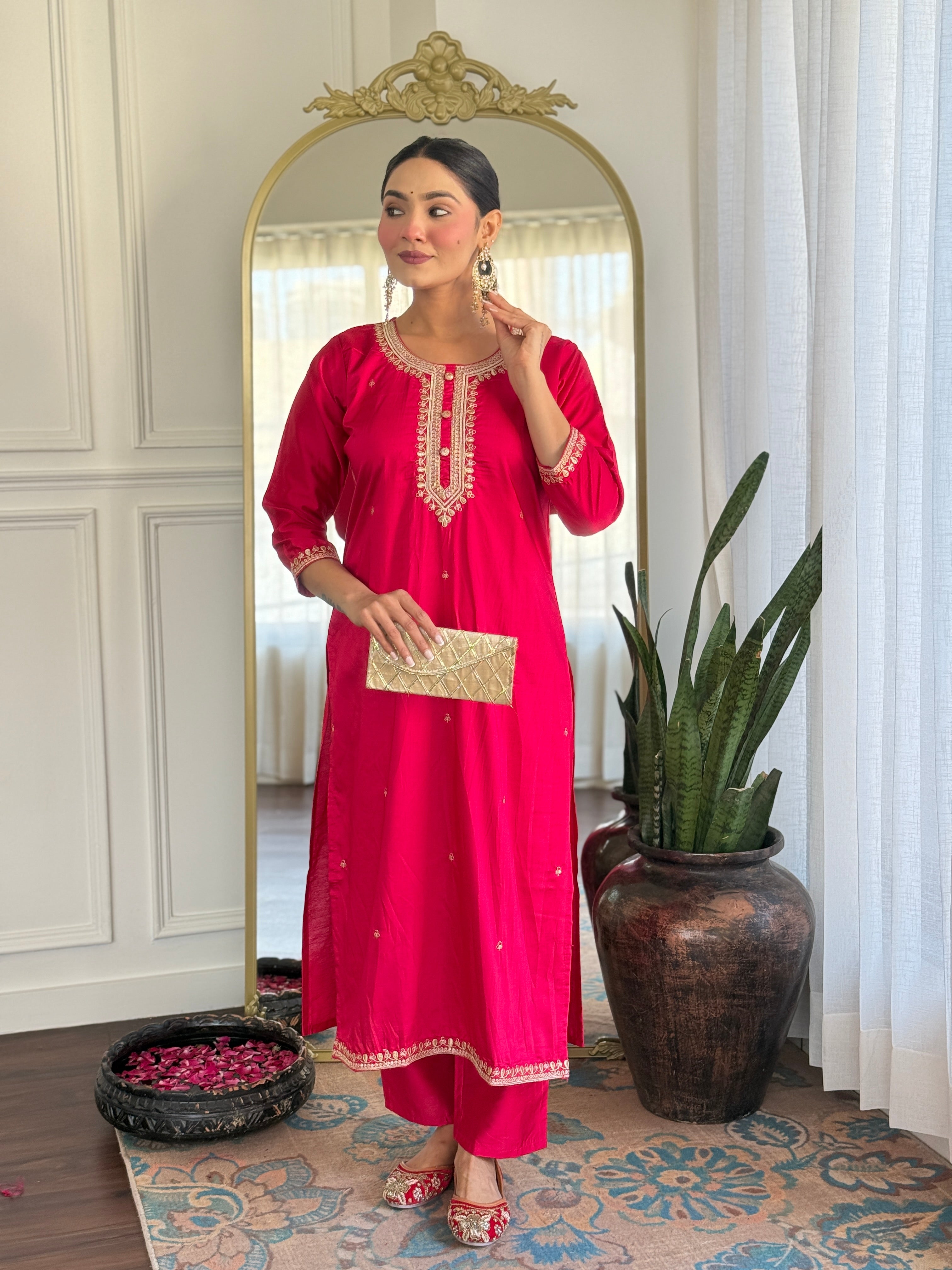 Women's Pink Chanderi Viscose Embroidered Kurta Set – Subtle & Sophisticated
