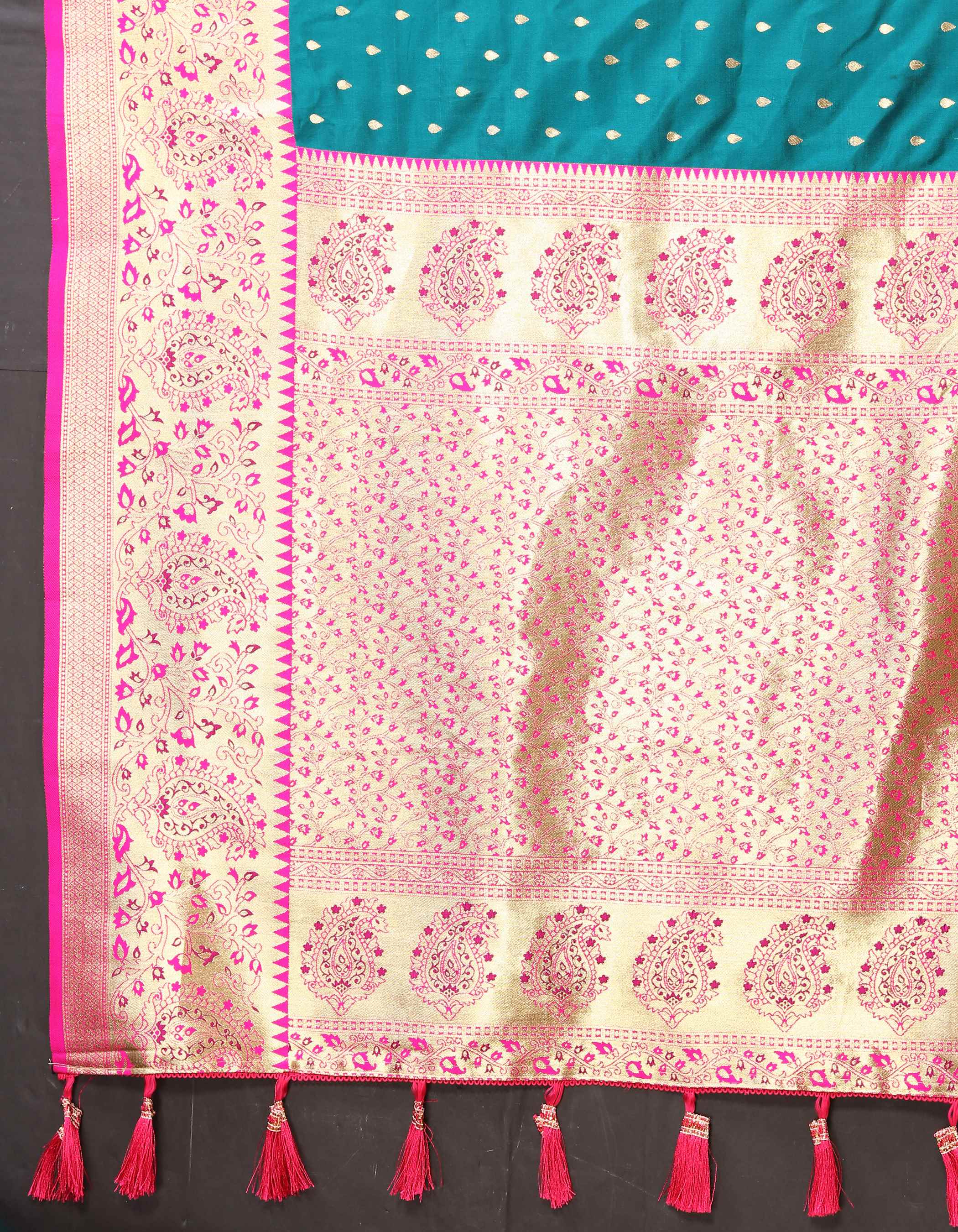 Rama Soft Silk Saree with All-Over Zari Motifs, Contrast Rich Pallu & Brocade Blouse