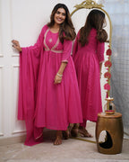Women’s Pink Muslin Cotton Embroidered Kurta Set with Chanderi Cotton Dupatta