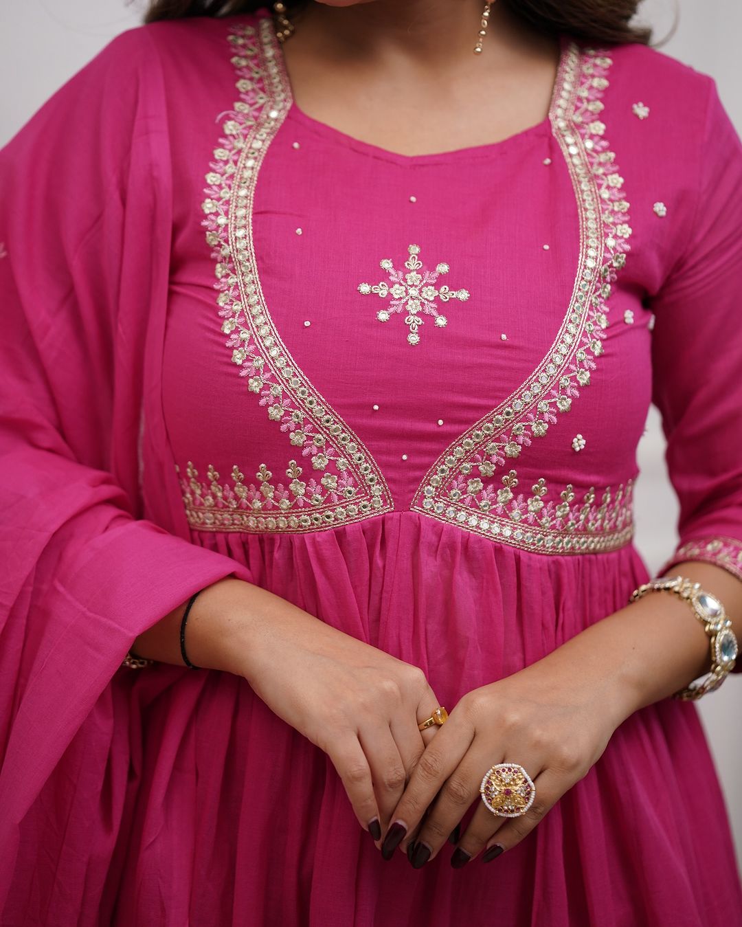 Women’s Pink Muslin Cotton Embroidered Kurta Set with Chanderi Cotton Dupatta