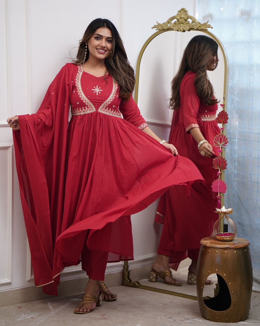 Women’s Red Muslin Cotton Embroidered Kurta Set with Chanderi Cotton Dupatta