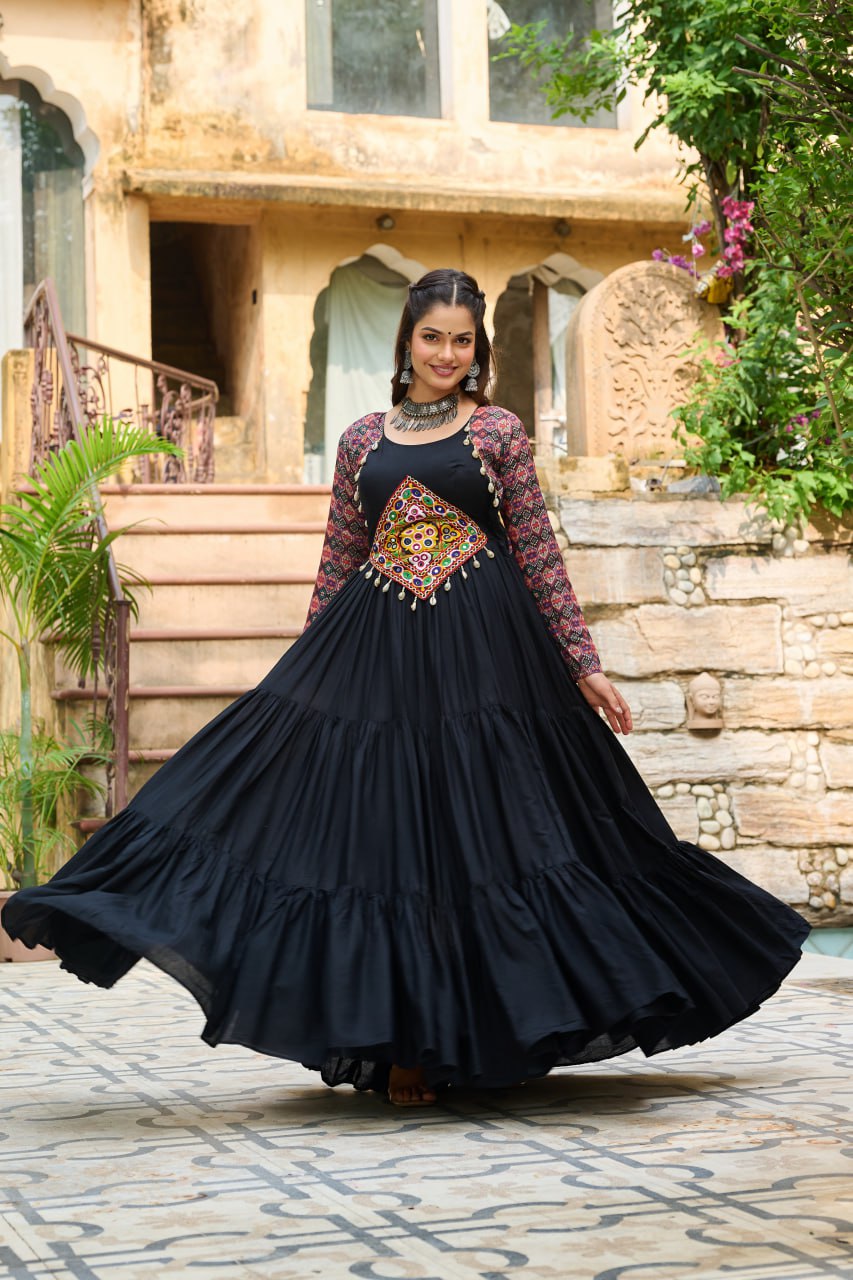 Black Reyon Kurta Set with Kutchi Gamthi Embroidery & Cotton Print Work – Traditional Ethnic Wear (User can adjust From 38" to 44" for your body comfort)