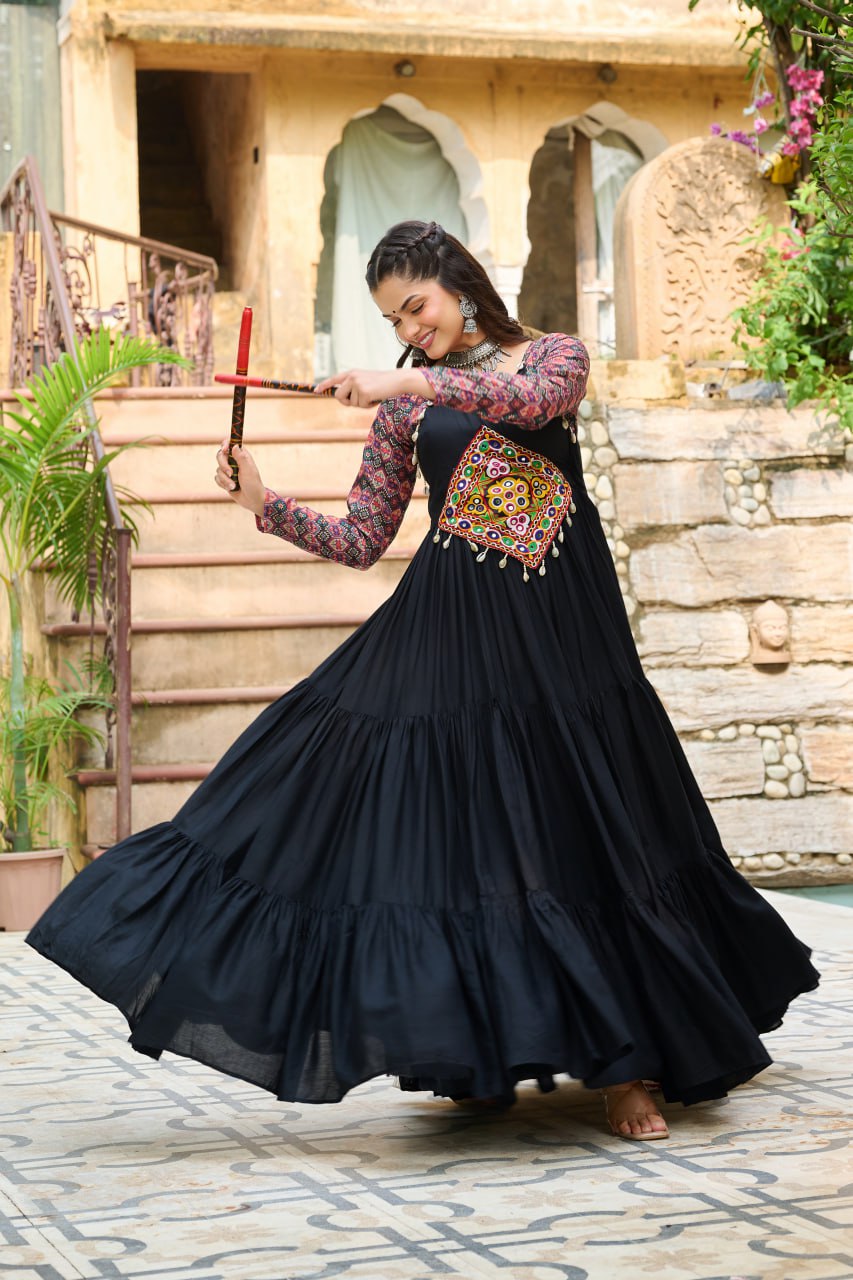 Black Reyon Kurta Set with Kutchi Gamthi Embroidery & Cotton Print Work – Traditional Ethnic Wear (User can adjust From 38" to 44" for your body comfort)