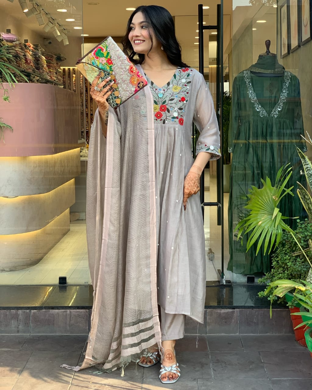 Women’s Grey Viscose Chinon Embroidered Kurta Set with Bhagalpuri Dupatta