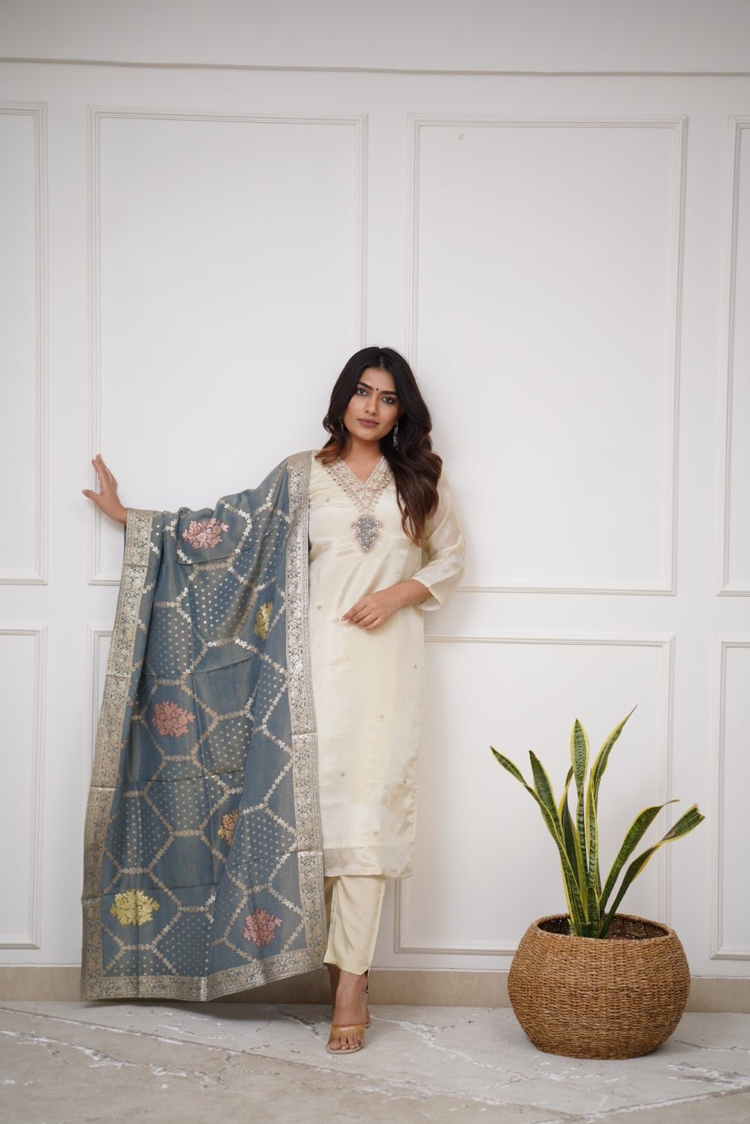 Women’s Off White Designer Chanderi Silk Kurta Set with Fine Embroidery