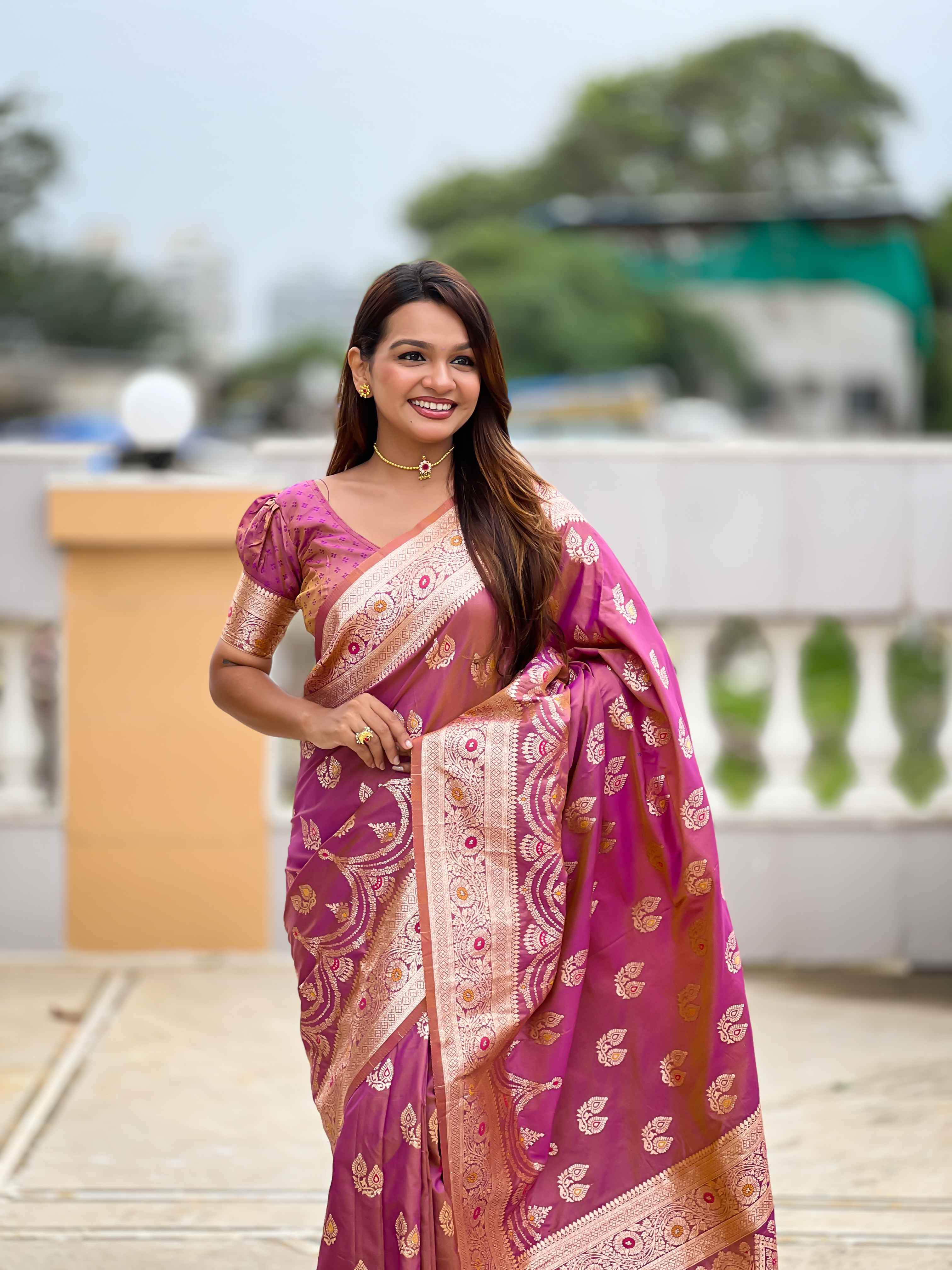 Peach Soft Banarasi Silk Saree with Meenakari Zari Weaving & Rich Pallu Design