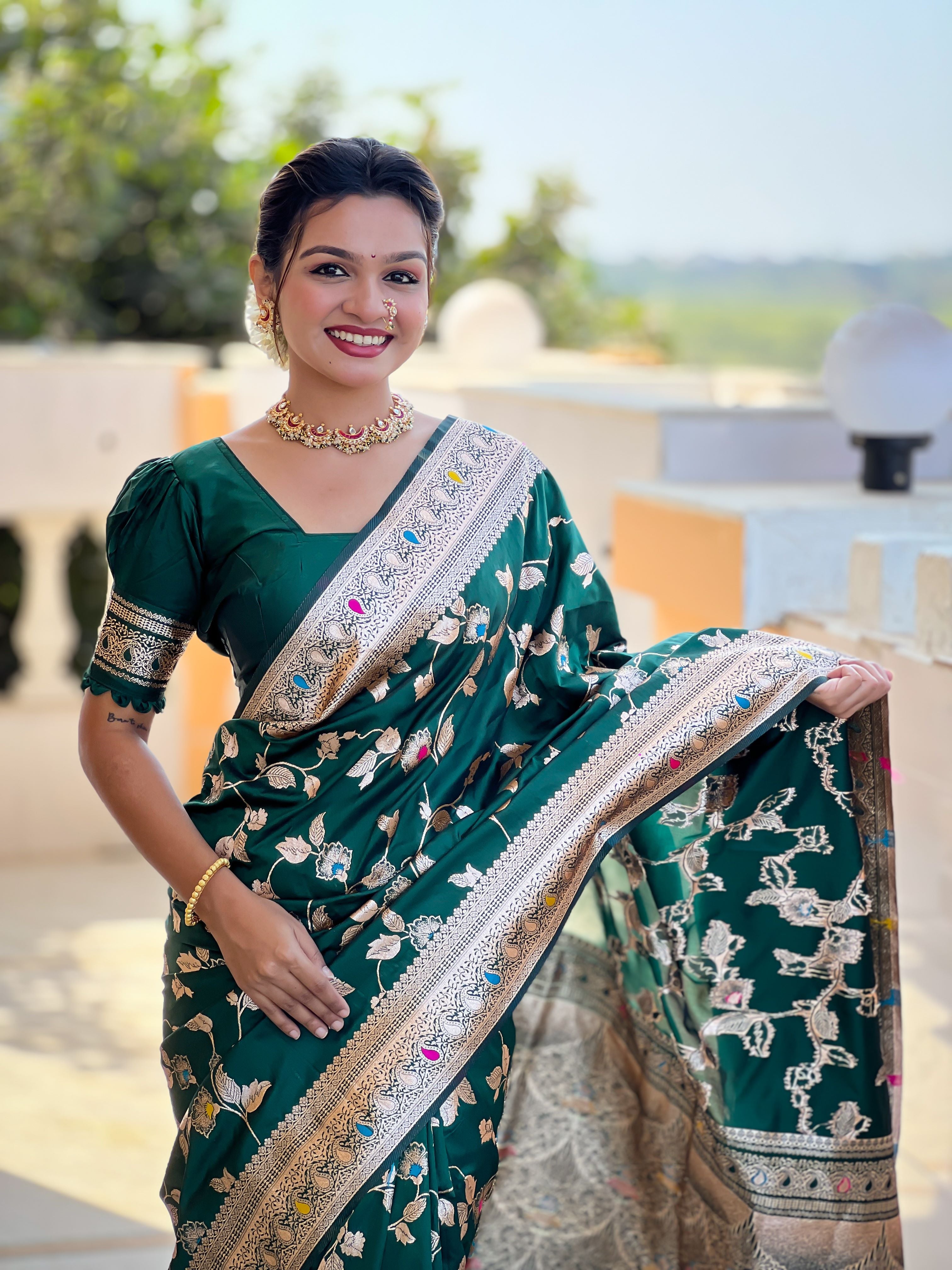 Bottle green Varni Fabrics Women's Traditional Banarasi Silk Saree with Woven Design & Blouse
