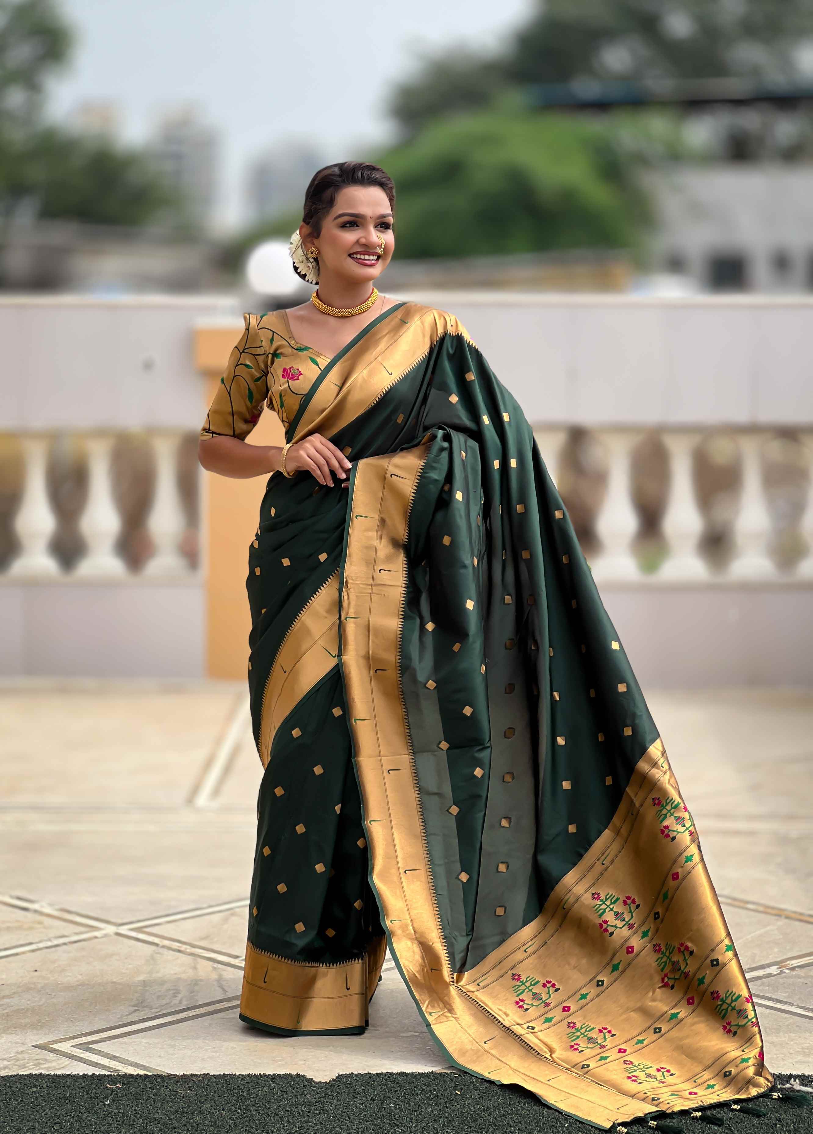 Elegant Paithani Silk Saree Featuring Zari Weaving, Meenakari Pallu & Double Munia Border