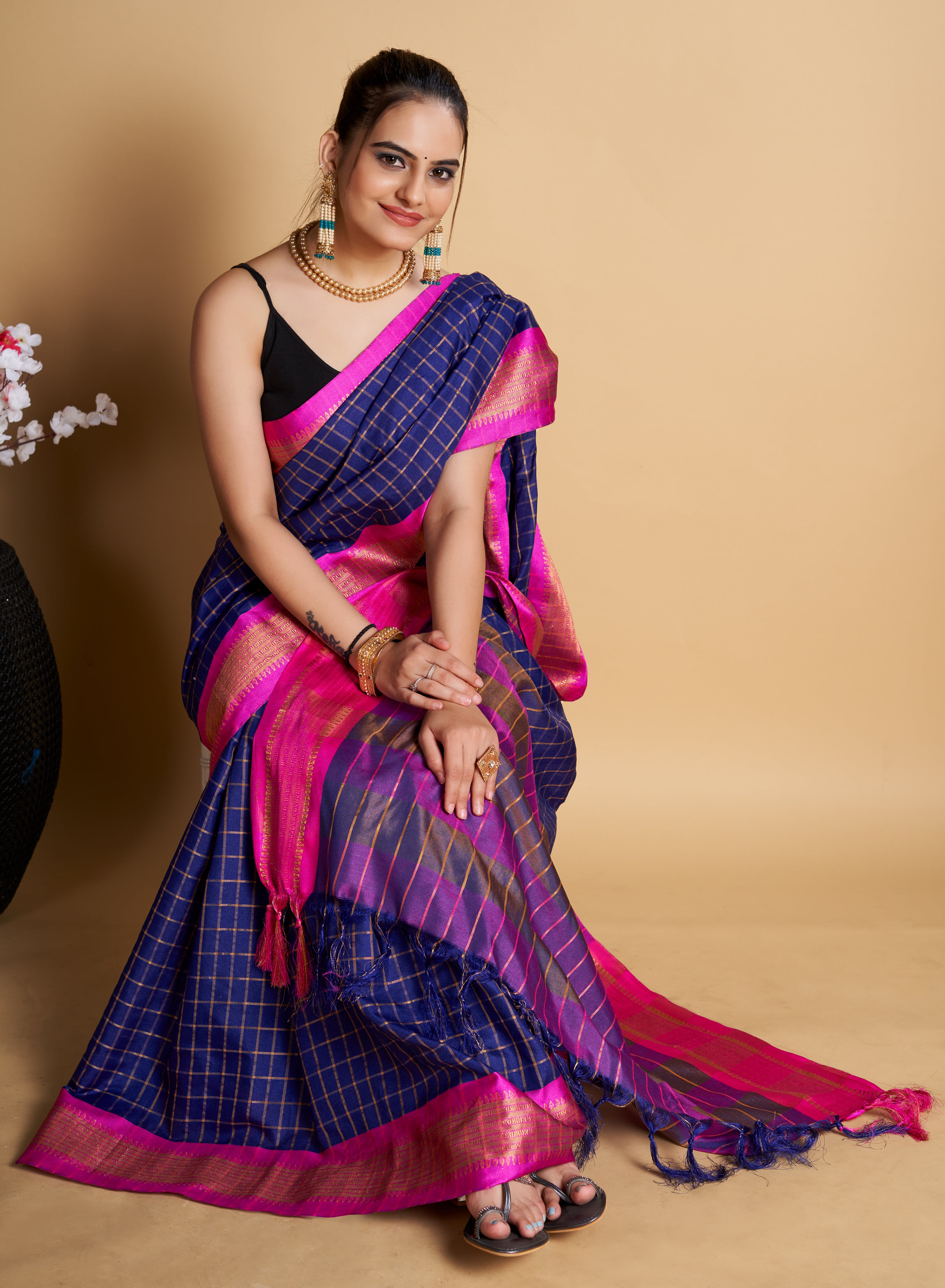 Designer-Inspired Soft Silk Purple Saree with Striking Pallu & Blouse – Perfect for Weddings&Festive