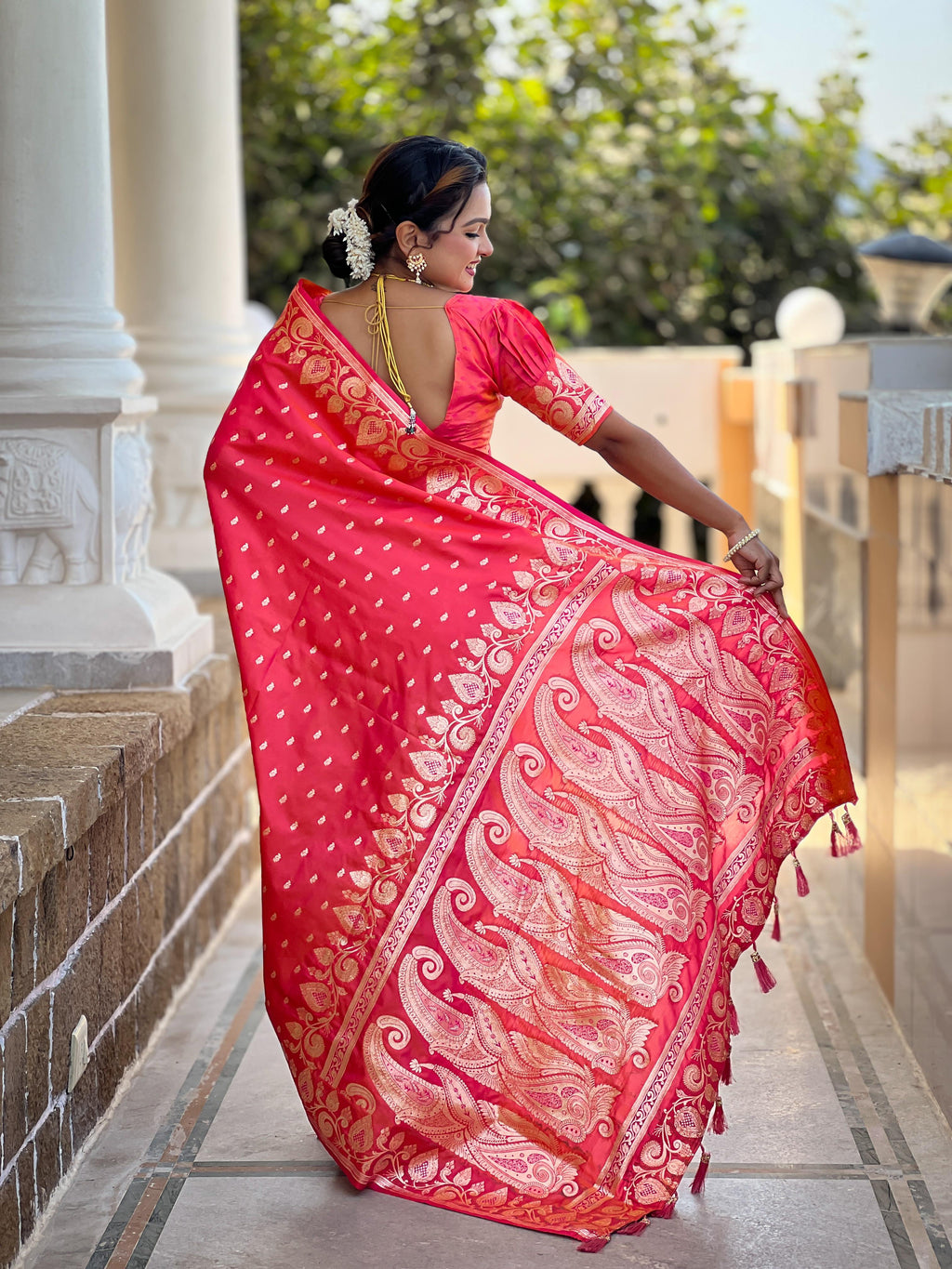 Gajari Varni Fabrics Women Anjir Geometric Banarasi Silk Tassels and Latkans Saree comes With Matching Blouse