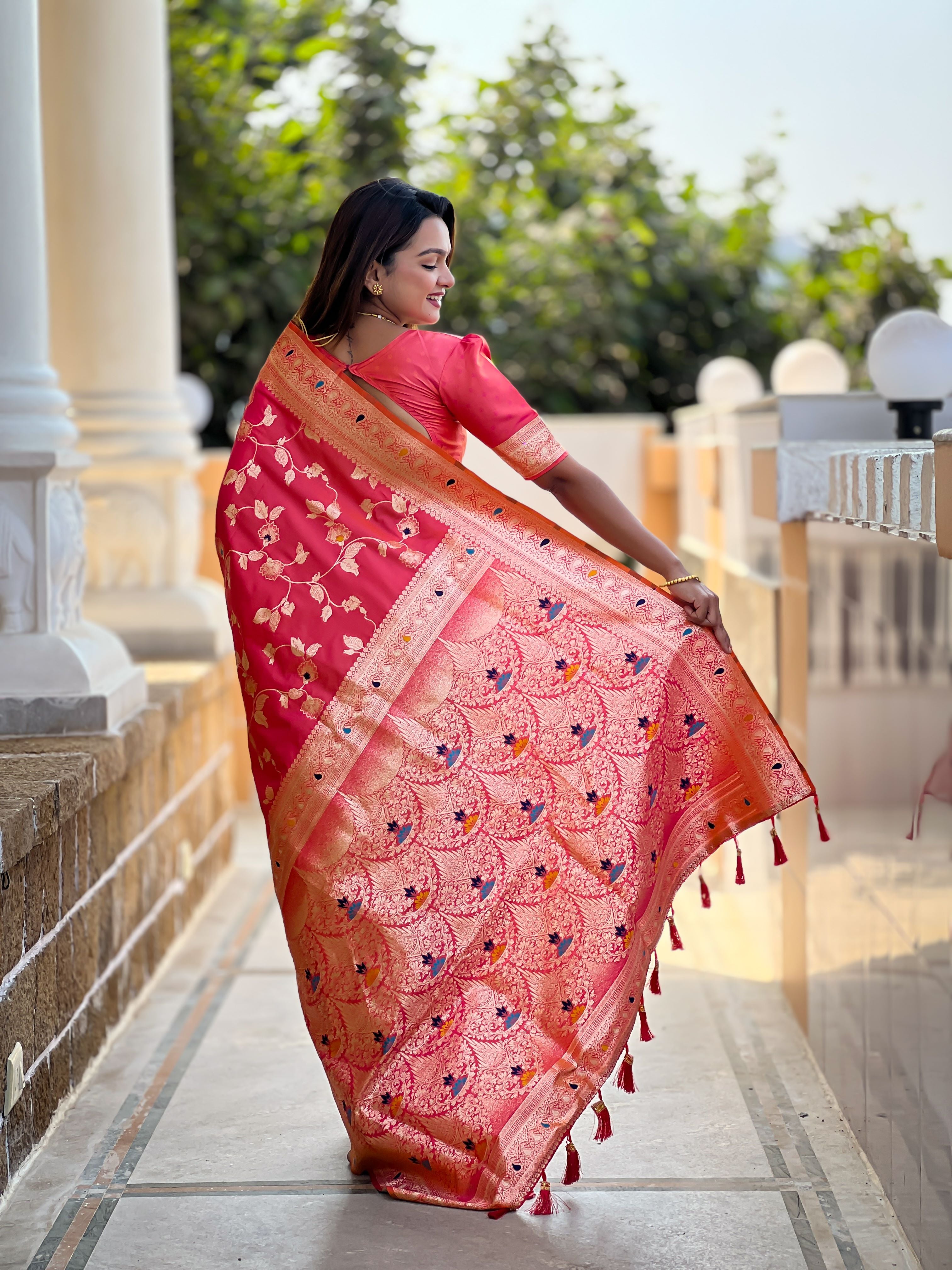 Pink Varni Fabrics Women's Traditional Banarasi Silk Saree with Woven Design & Blouse