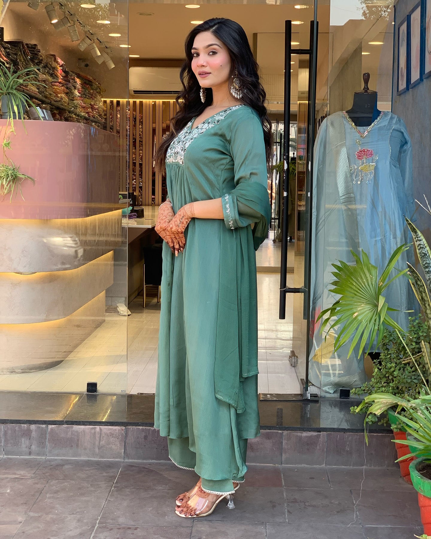 Women's Green Viscose Chinnon Embroidered Plain Kurta Set with Dupatta