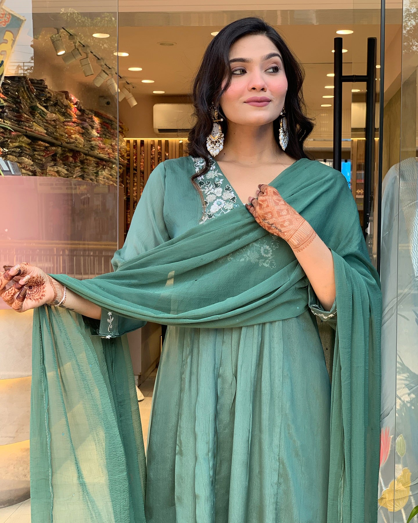 Women's Green Viscose Chinnon Embroidered Plain Kurta Set with Dupatta