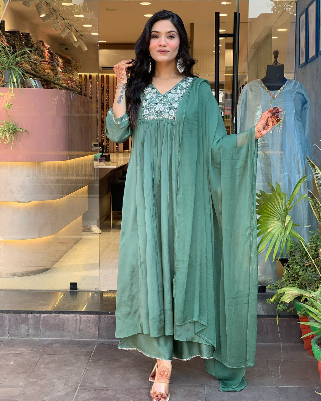 Women's Green Viscose Chinnon Embroidered Plain Kurta Set with Dupatta