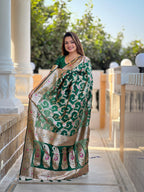 Bottle Green Varni Fabrics Women Geometric Banarasi Silk Tassels and Latkans Saree comes With Matching Blouse