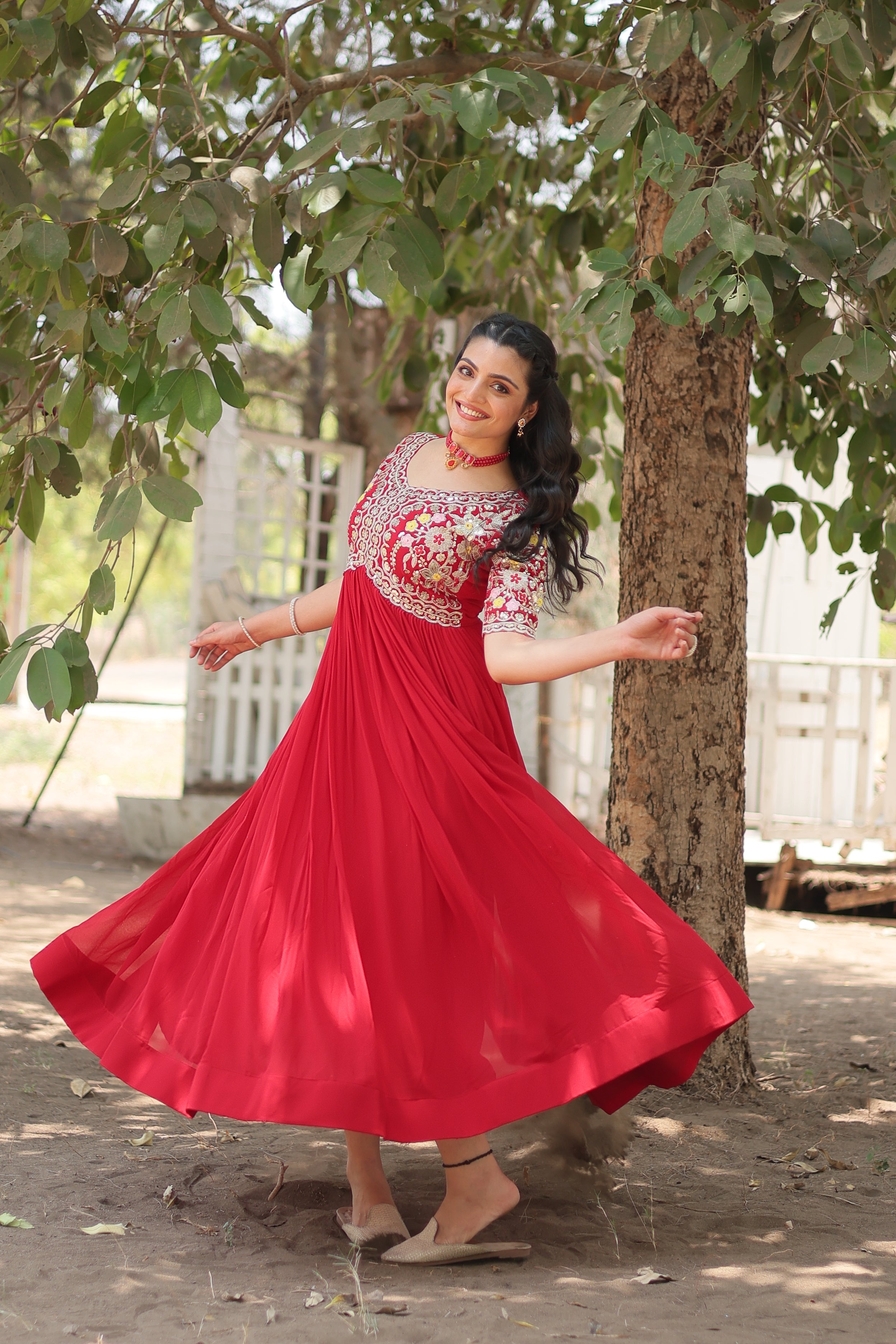 Women’s Red Georgette Gown – Elegant Designer Wear with Embroidered Detailing
