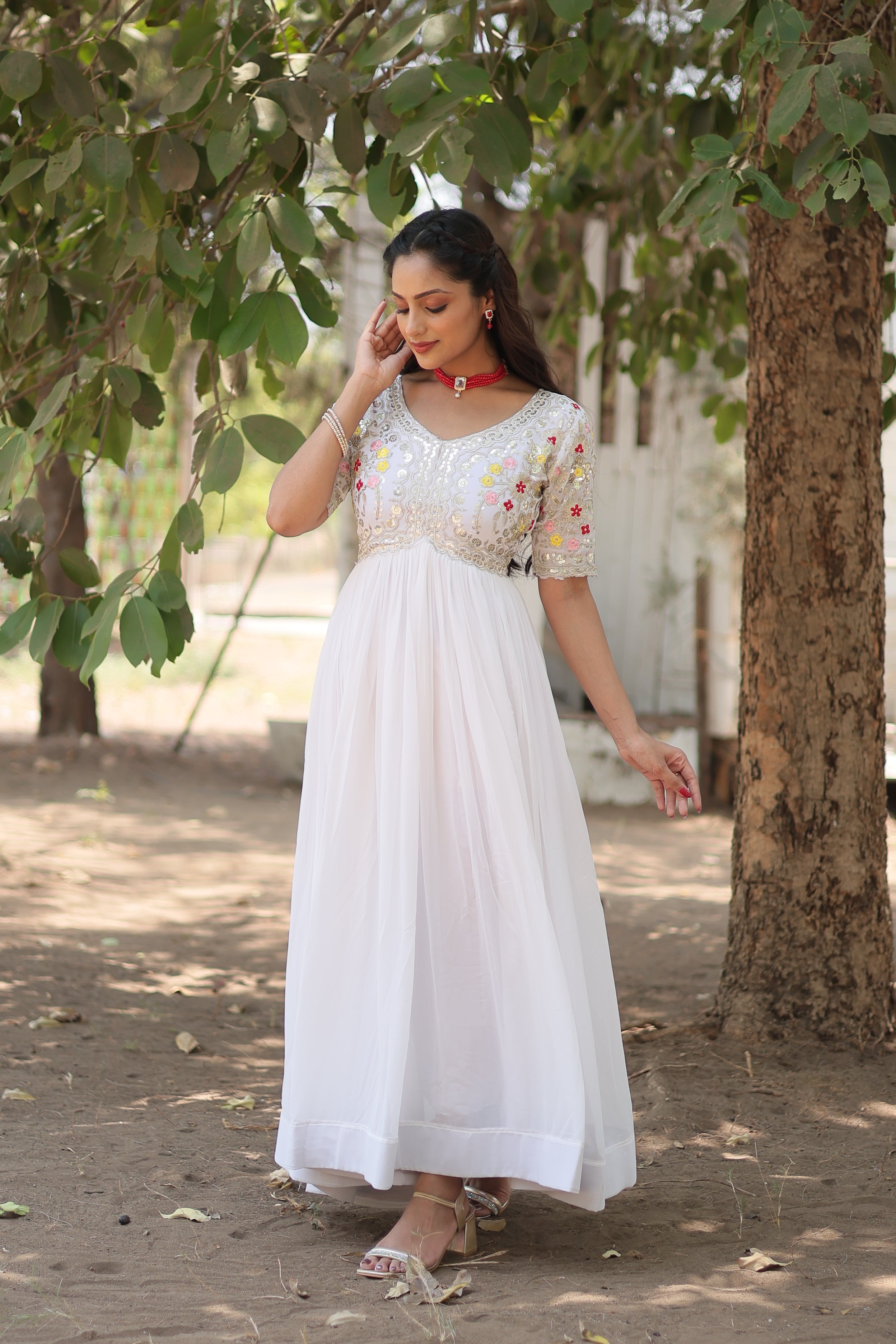 Women’s White Georgette Gown – Elegant Designer Wear with Embroidered Detailing