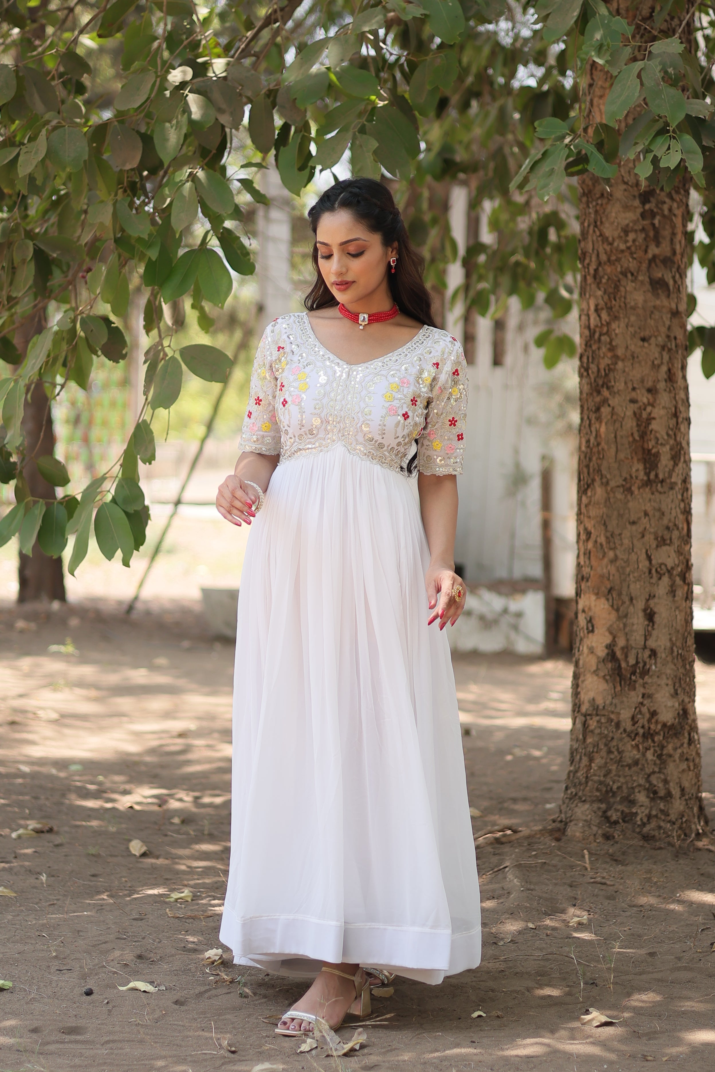 Women’s White Georgette Gown – Elegant Designer Wear with Embroidered Detailing