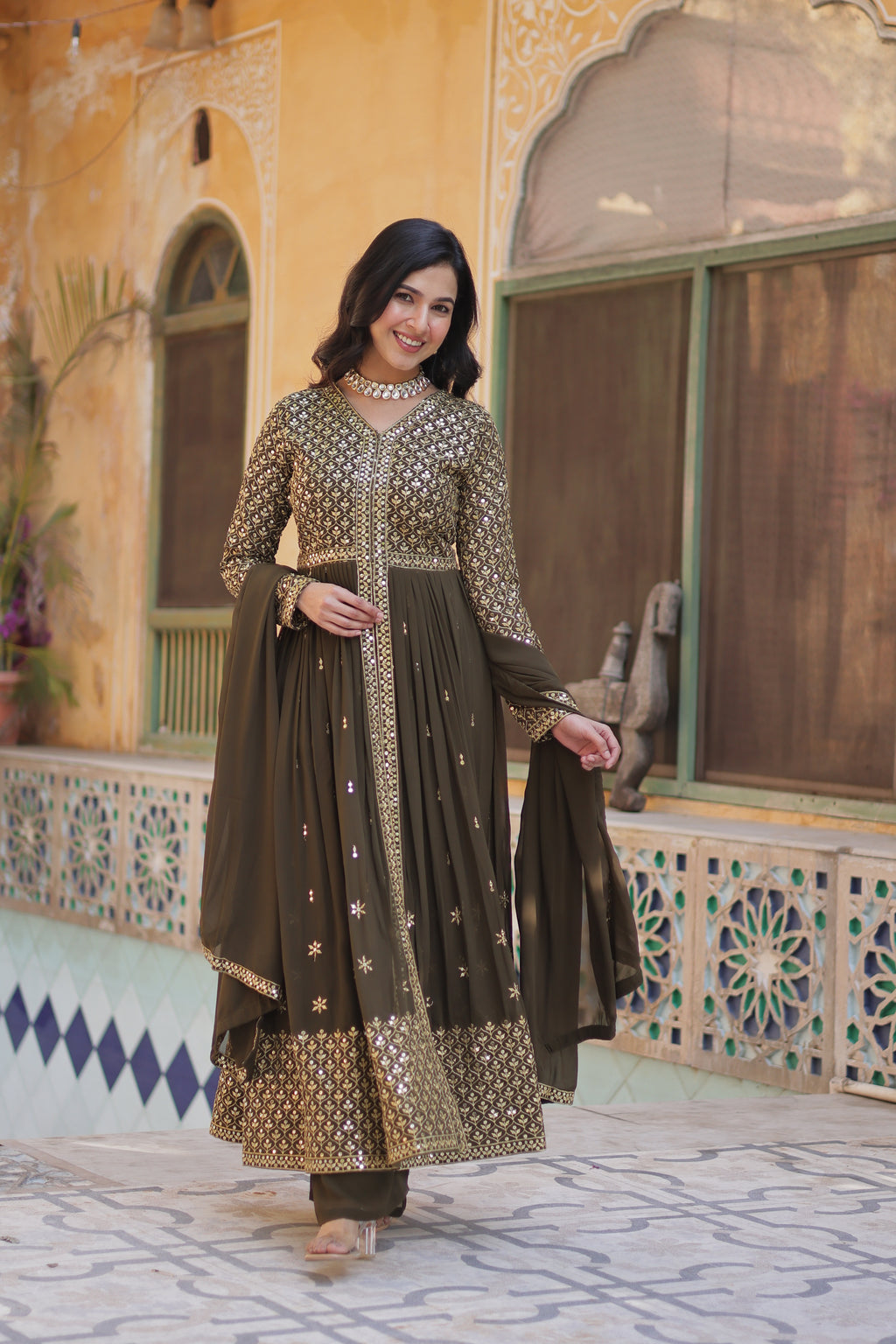 Women’s Mahendi Georgette Kurti Set – Stylish & Comfortable Ethnic Wear
