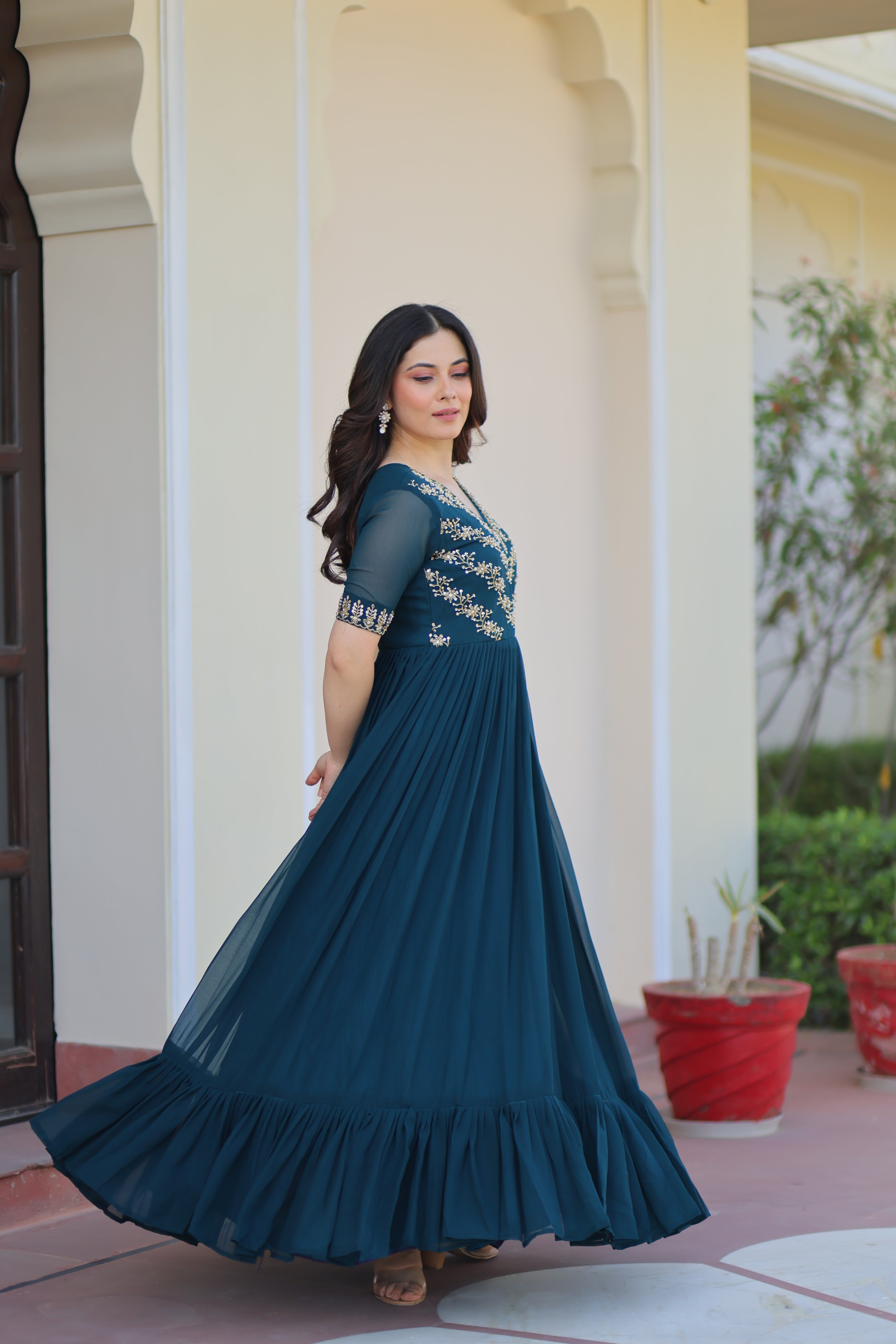 Women’s Rama Georgette Gown – Elegant Designer Party Wear