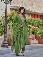 Women's Green Chanderi Kurta Set, Embroidered Yoke, Floral Printed Dupatta, 3/4 Sleeve, Regular Fit