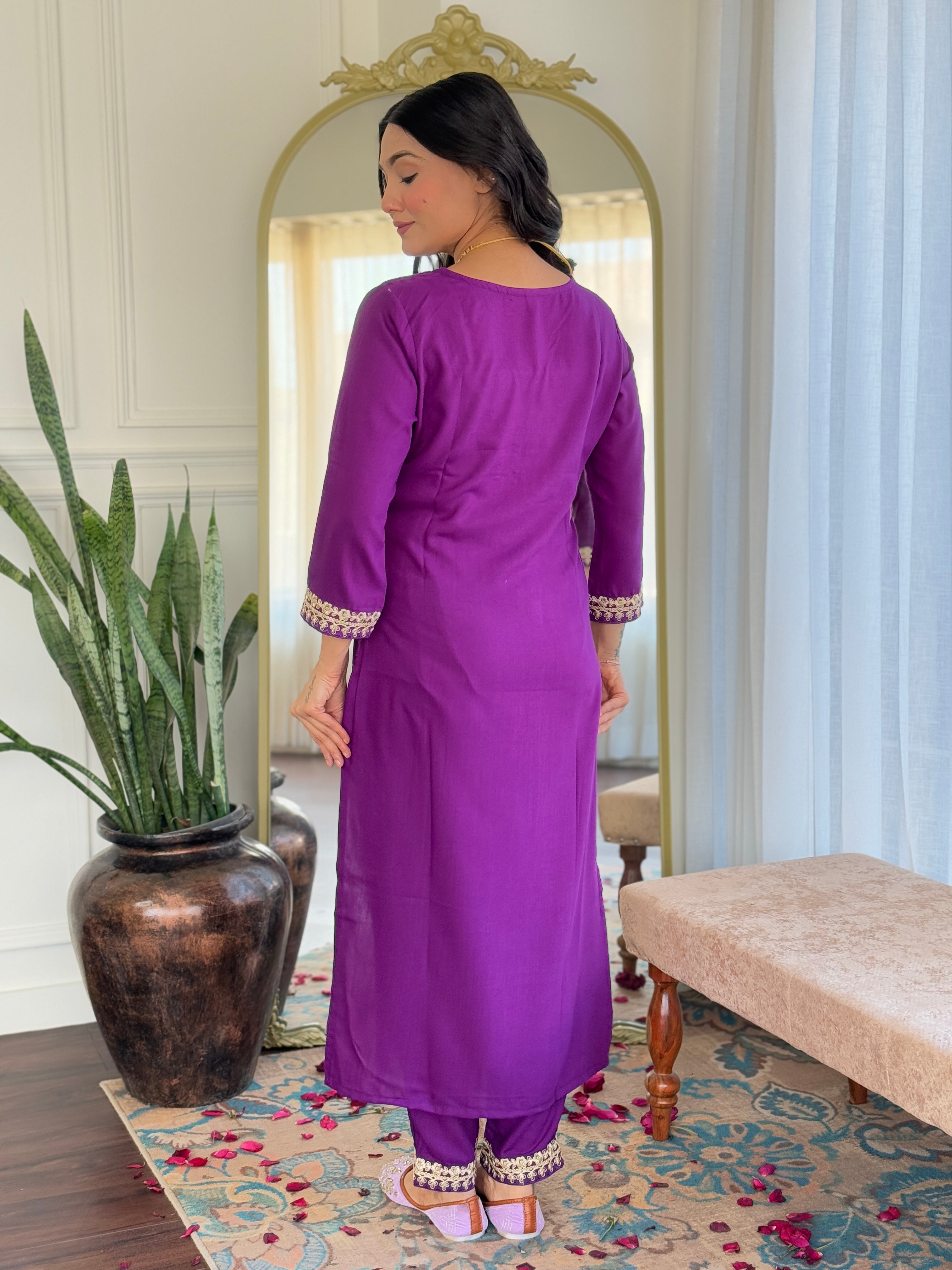 Women's Embroidered  Purple Viscose Slub Kurta Set with Floral Dupatta, V-Neck, 3/4 Sleeve, Regular Fit