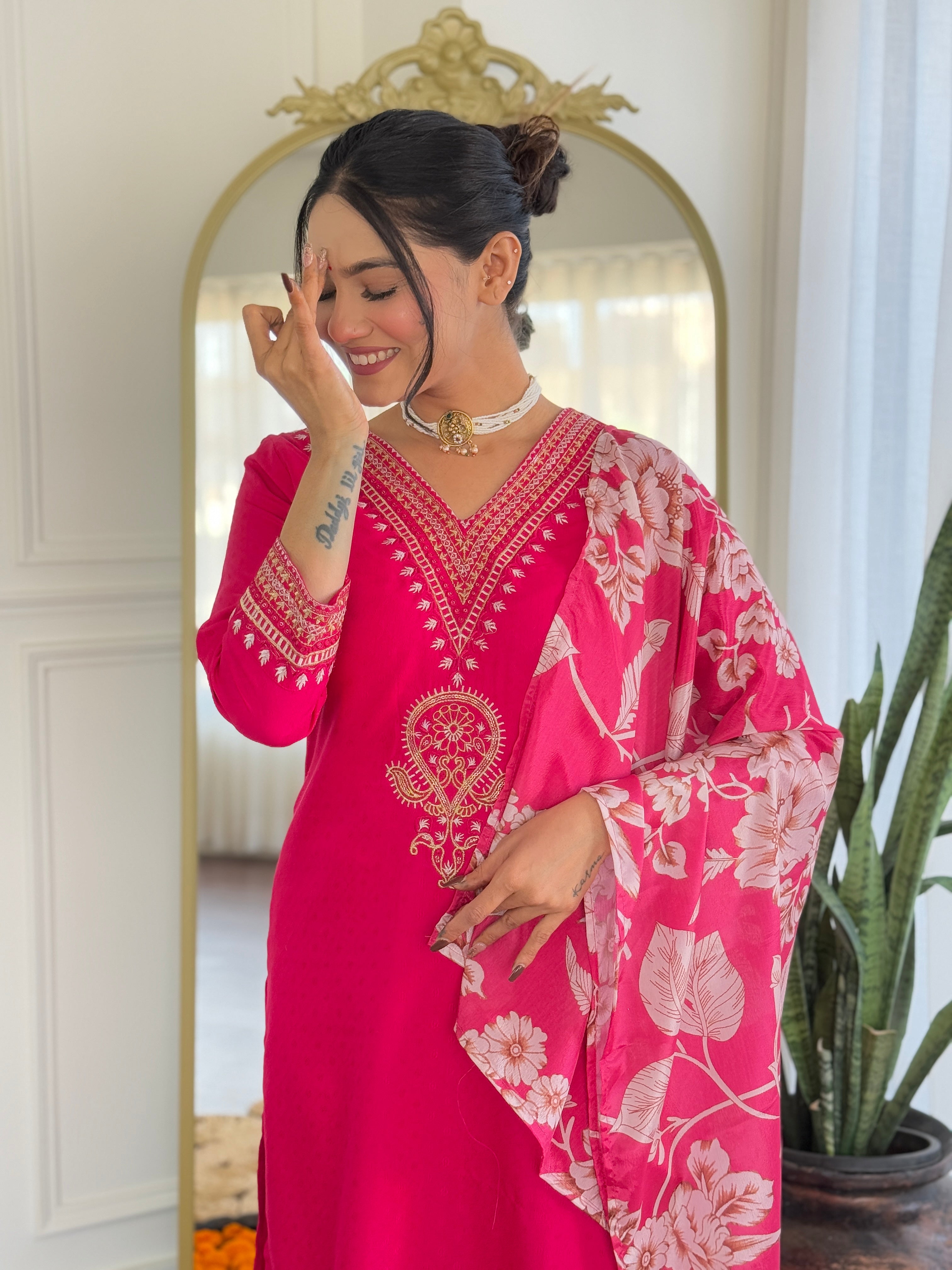 Women’s Traditional Pink Kurta Set in Viscose Chanderi with Embroidered Kurta & Floral Print Dupatta