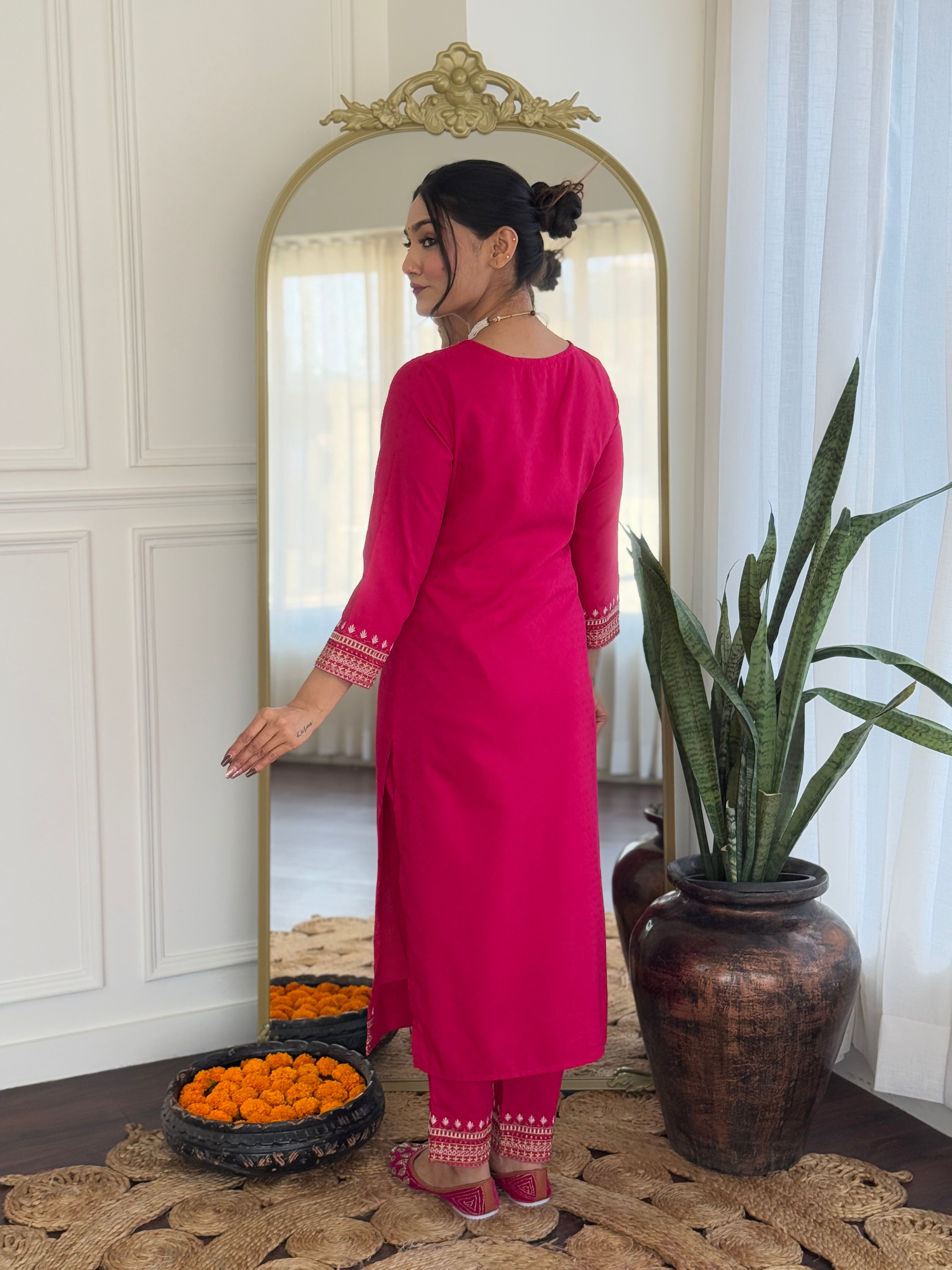Women’s Traditional Pink Kurta Set in Viscose Chanderi with Embroidered Kurta & Floral Print Dupatta