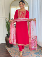 Women’s Pink Viscose Rayon Jacquard Kurta with Elegant Embroidery