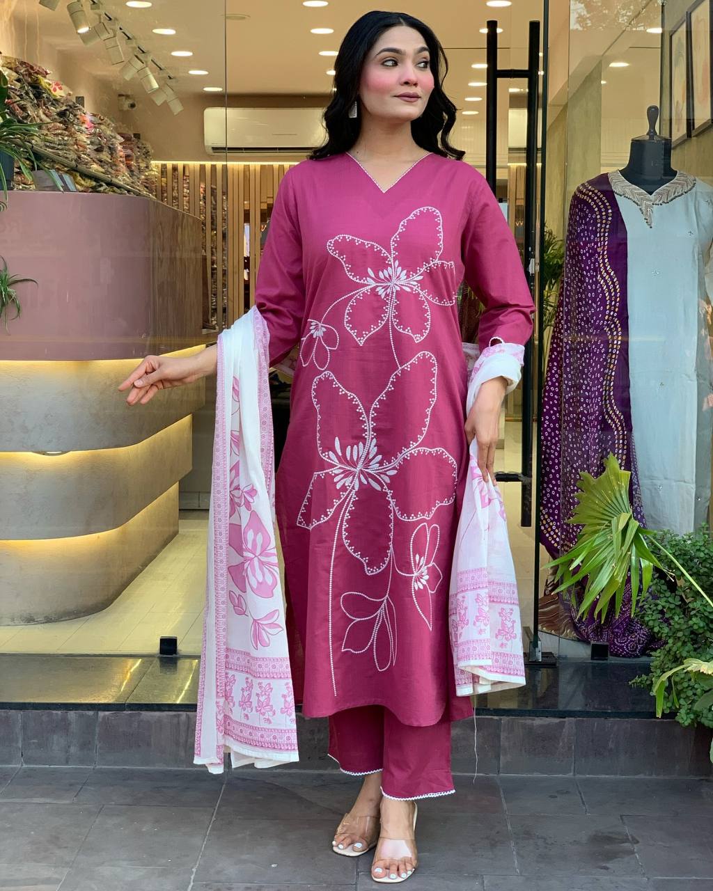 Traditional Pink Embroidered Kurta Set in Viscose Chanderi Fabric