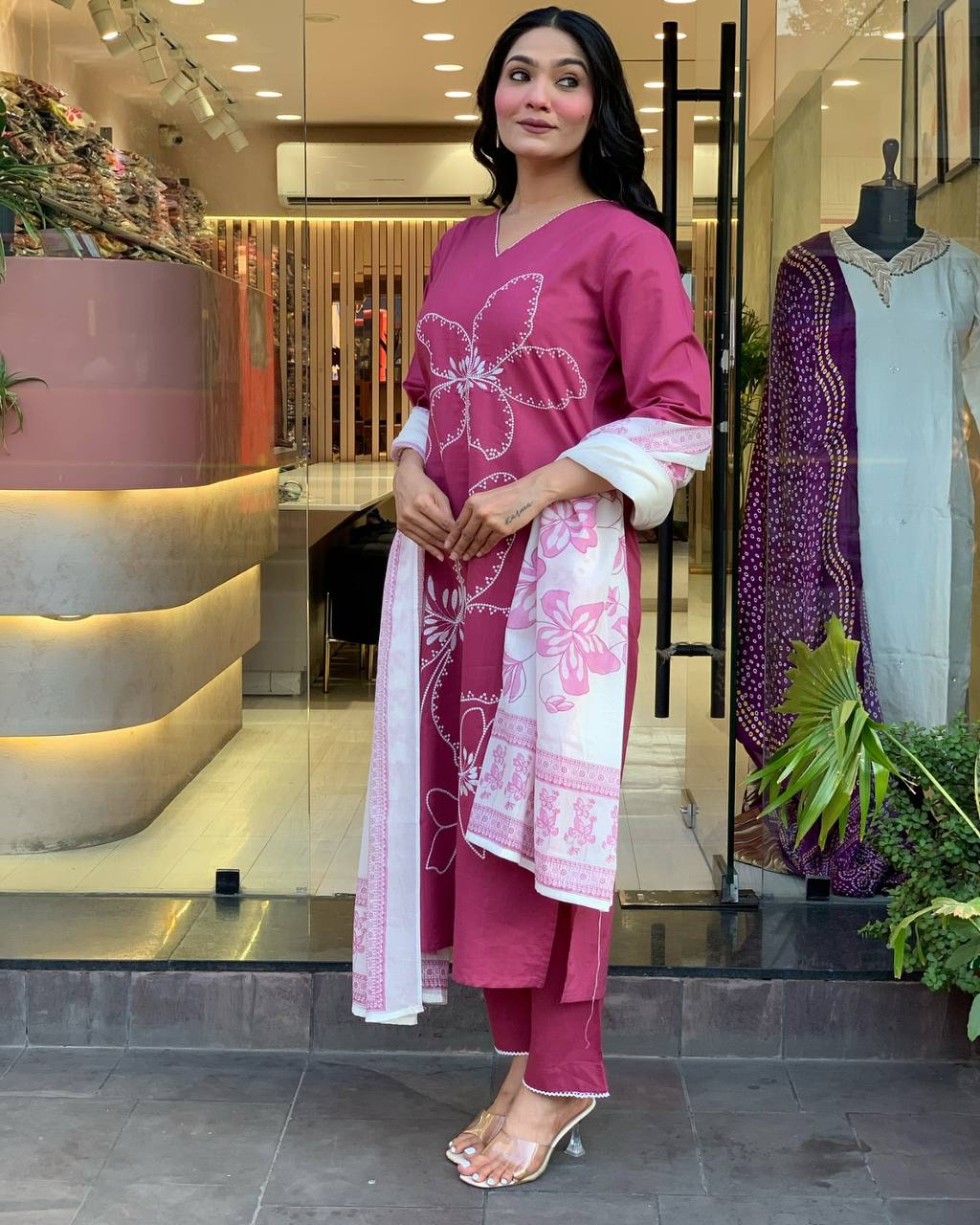 Traditional Pink Embroidered Kurta Set in Viscose Chanderi Fabric