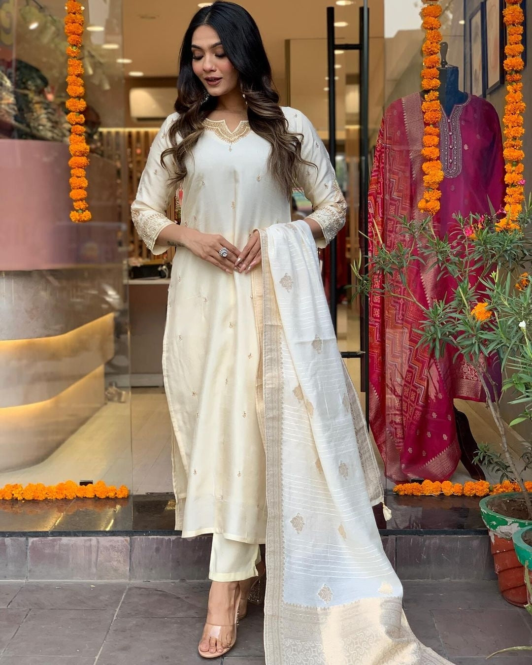 Women’s White Festive Kurta Set in Pure Viscose Chanderi with Delicate Embroidery