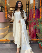 Women’s White Festive Kurta Set in Pure Viscose Chanderi with Delicate Embroidery
