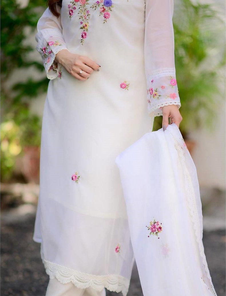 Women’s White Embroidered Georgette Anarkali – Stitched Elegance for Every Occasion