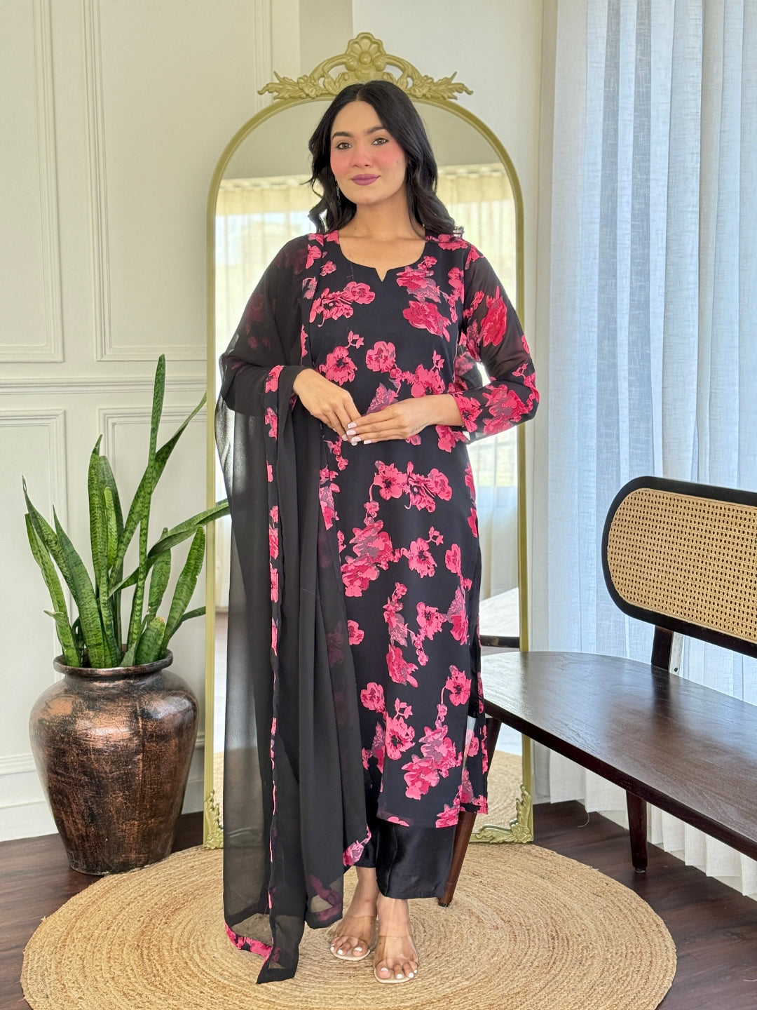 Stylish Georgette Black Kurti Set with Dupatta for Women – Traditional Look with Modern Flair
