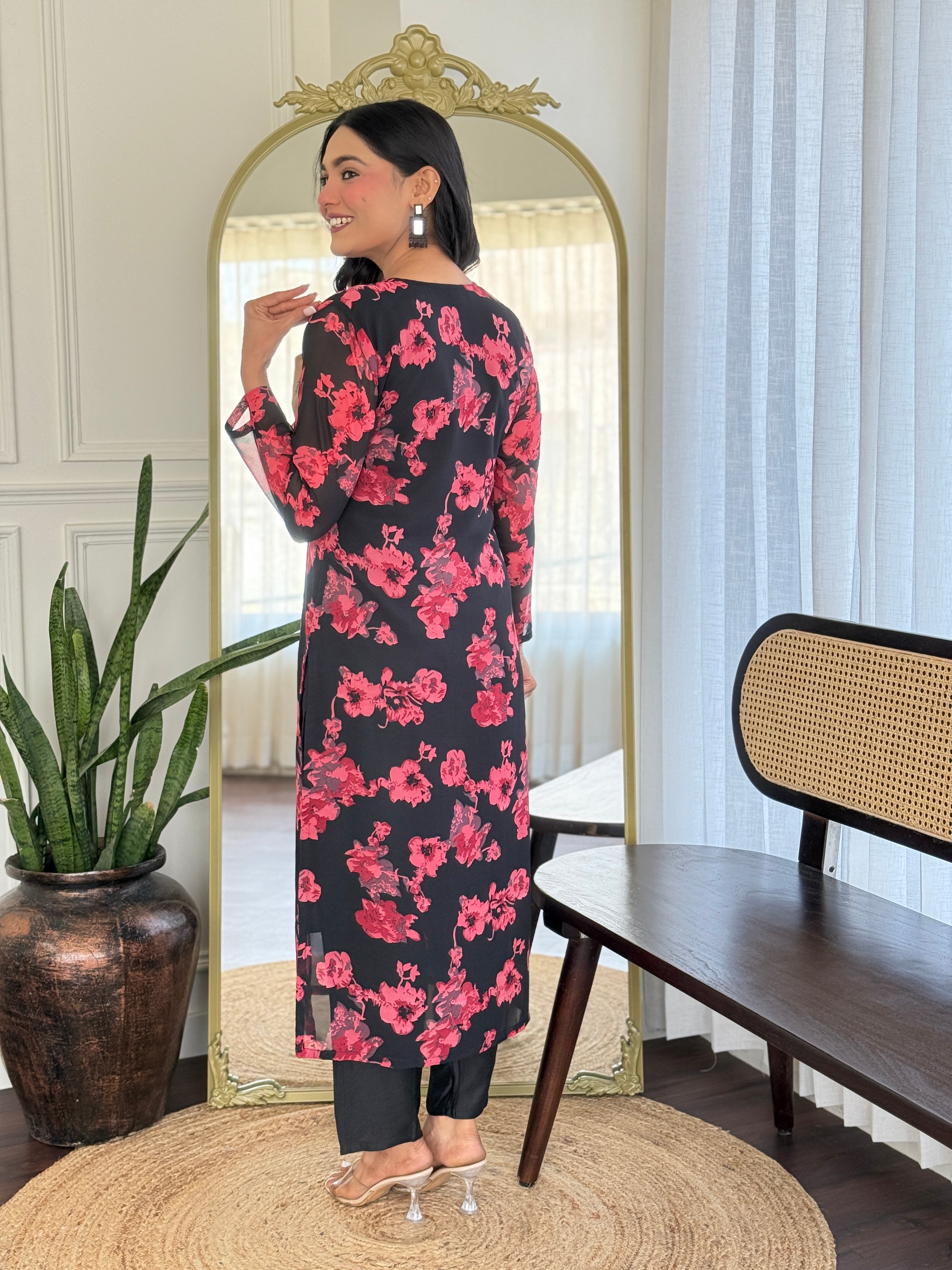Stylish Georgette Black Kurti Set with Dupatta for Women – Traditional Look with Modern Flair