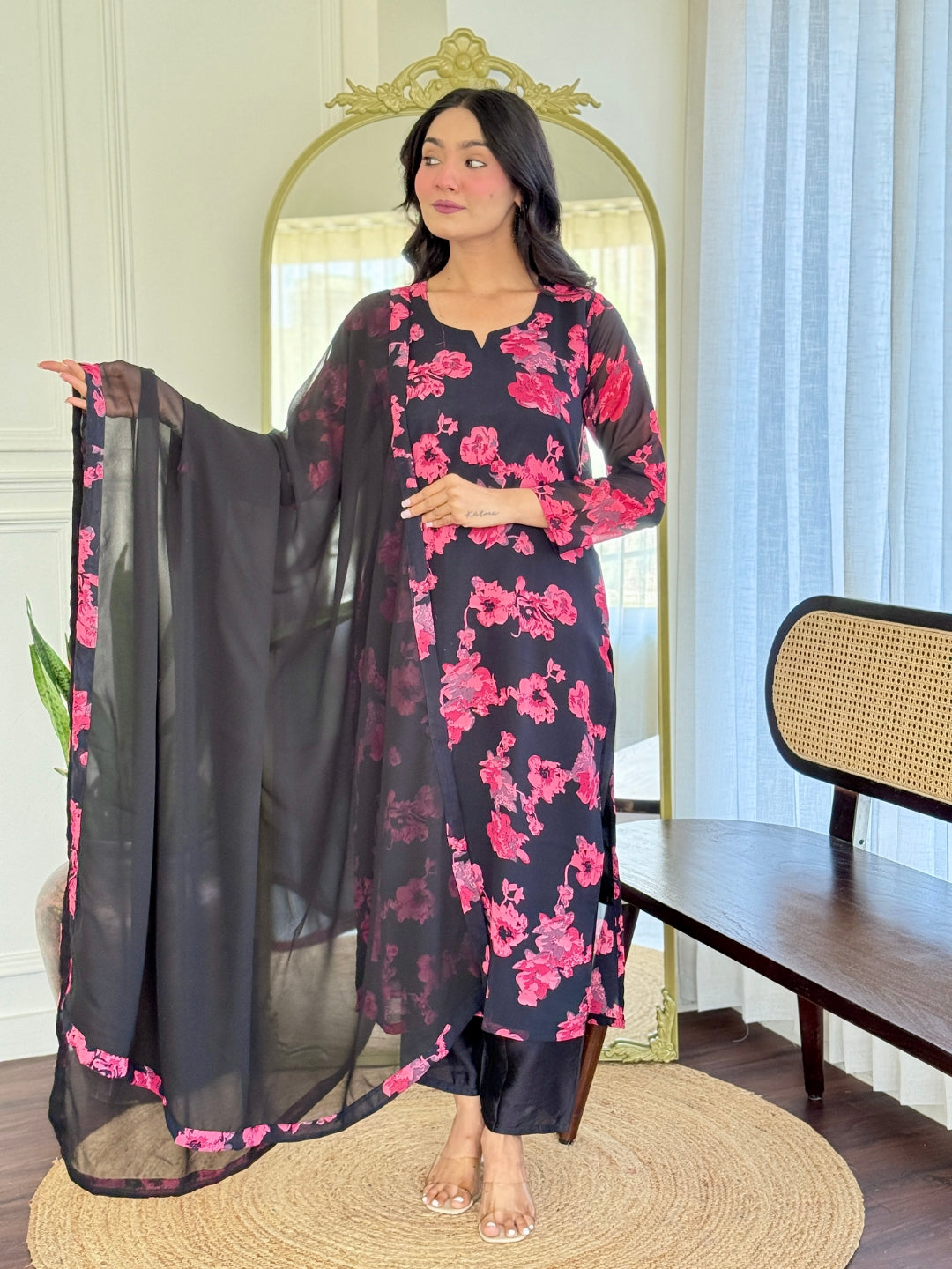 Stylish Georgette Black Kurti Set with Dupatta for Women – Traditional Look with Modern Flair