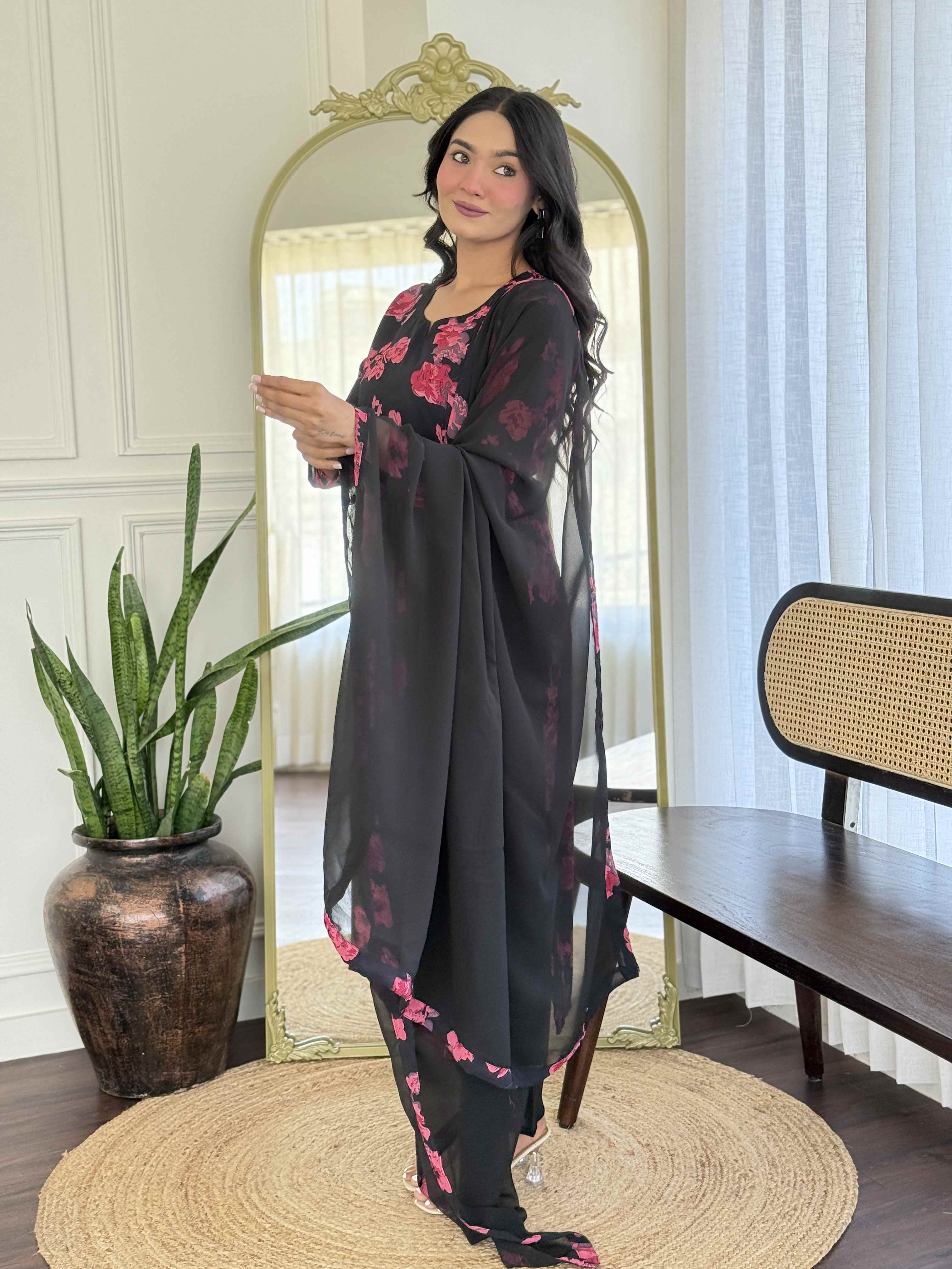 Stylish Georgette Black Kurti Set with Dupatta for Women – Traditional Look with Modern Flair