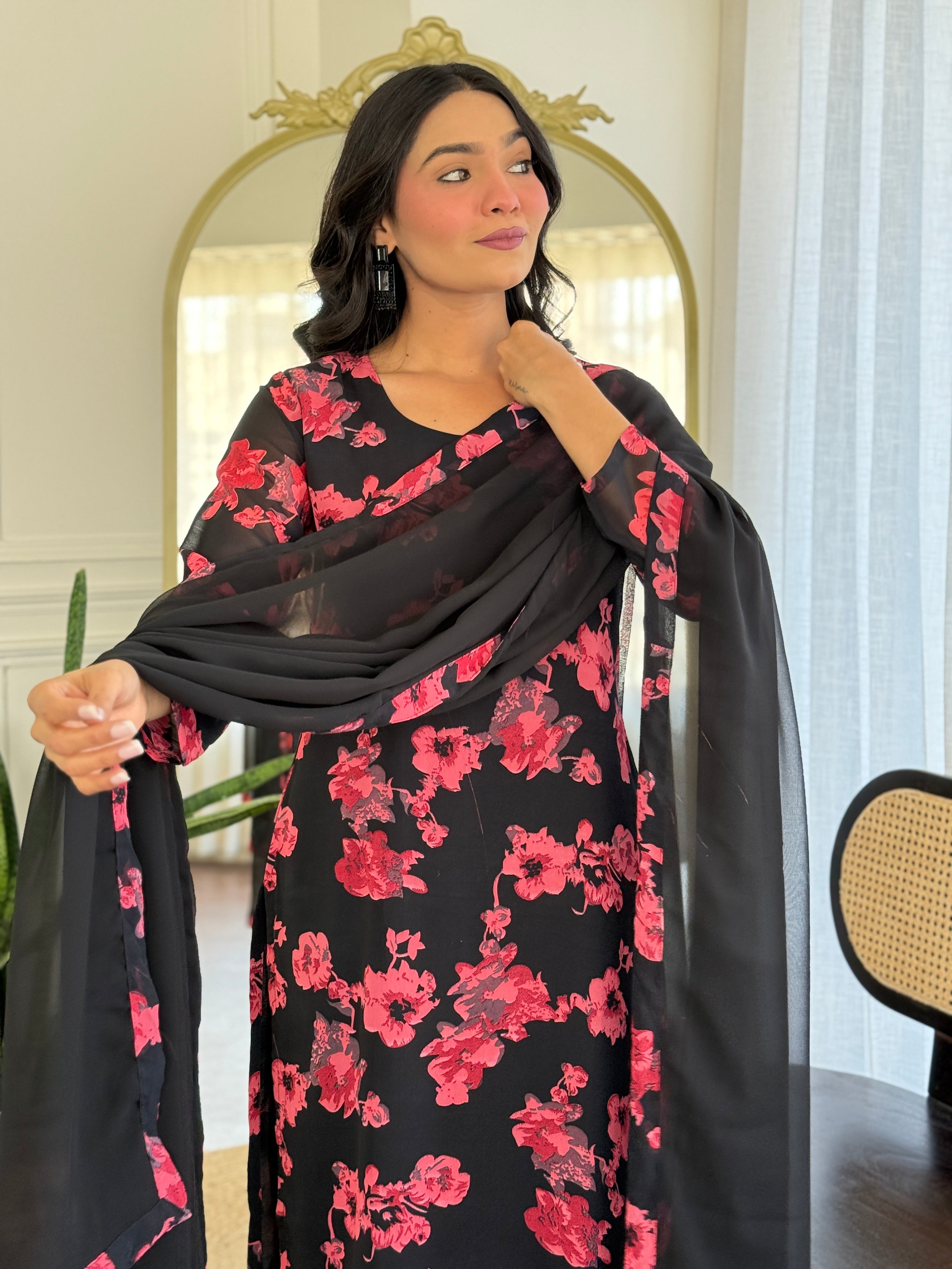 Stylish Georgette Black Kurti Set with Dupatta for Women – Traditional Look with Modern Flair