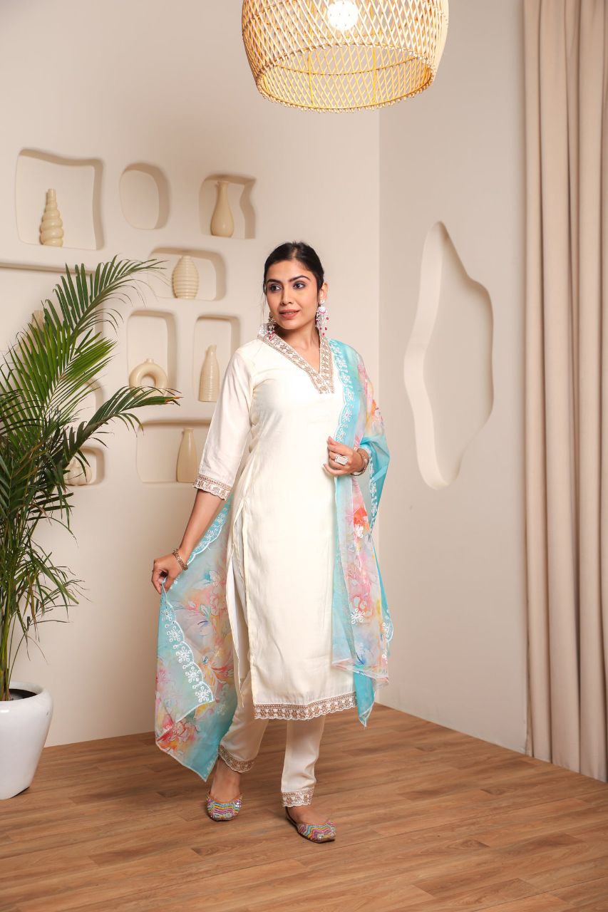 Women’s White Heavy Embroidered Chanderi Cotton Kurta Set with Stylish Printed Accents