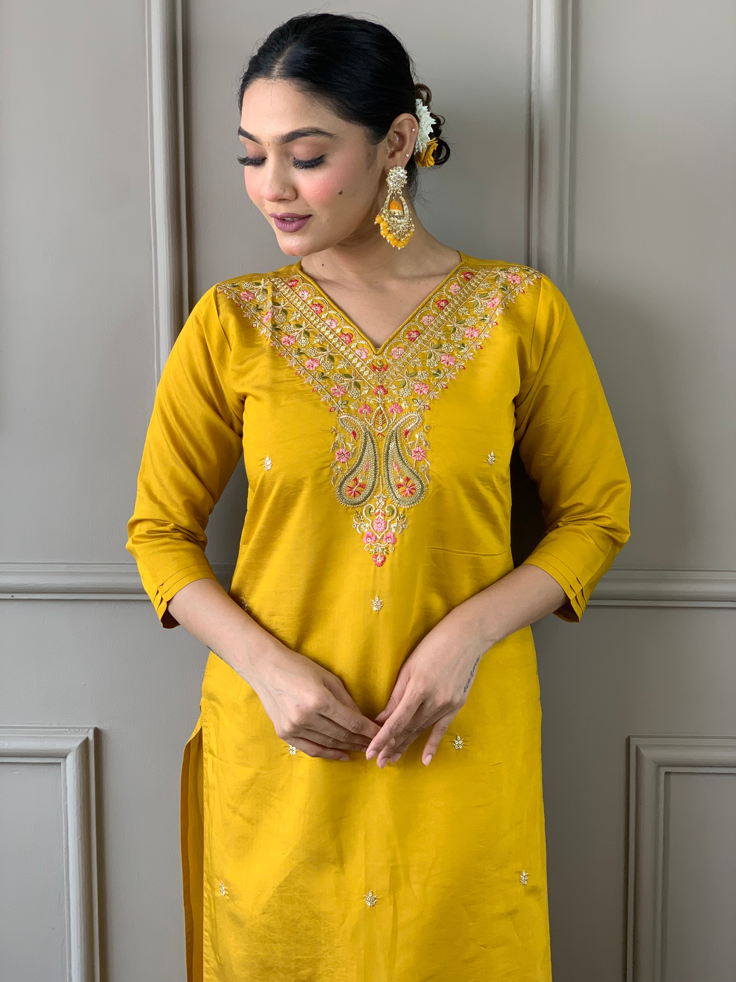 Women’s Yellow Viscose Chanderi Embroidered Kurta Set with Nylon Tabby Dupatta